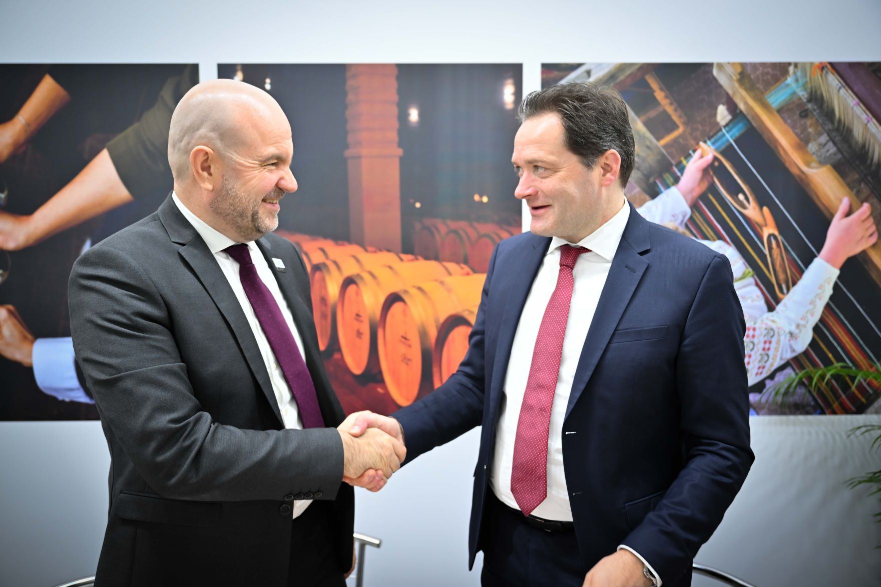 Bei der internationalen gr&uuml;nen Woche traf Herr Bundesminister Norbert Totschnig den Landwirtschaftsminister Vladimir Bolea aus Moldau.