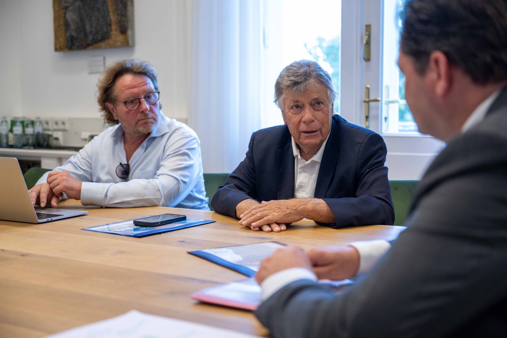DSC_6356.jpg Prof. Peter Schröcksnadel und Christoph Mahdalik besuchten den Herrn Bundesminister Norbert Totschnig im Regierungsgebäude am Stubenring.