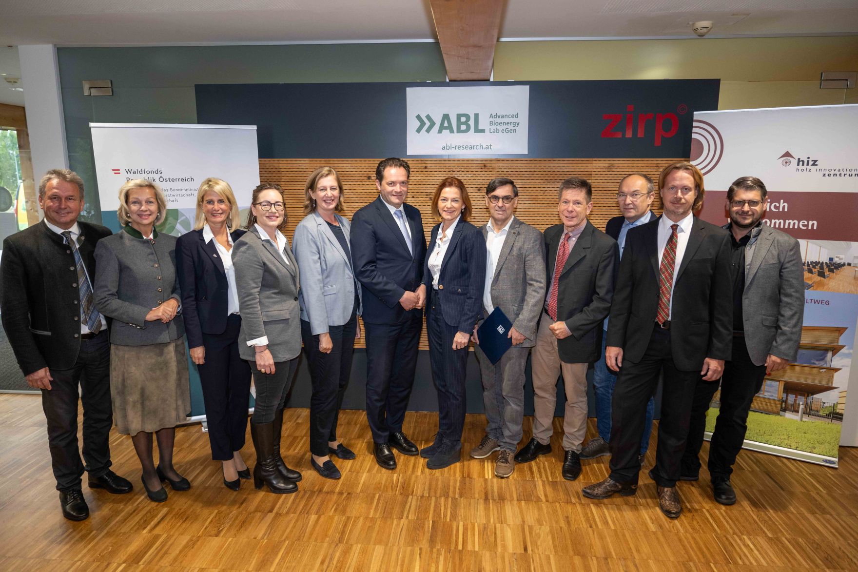 DSC_7737.jpg Herr Bundesminister Norbert Totschnig bei der Projektvorstellung Reallabor Holzgas in Zeltweg.