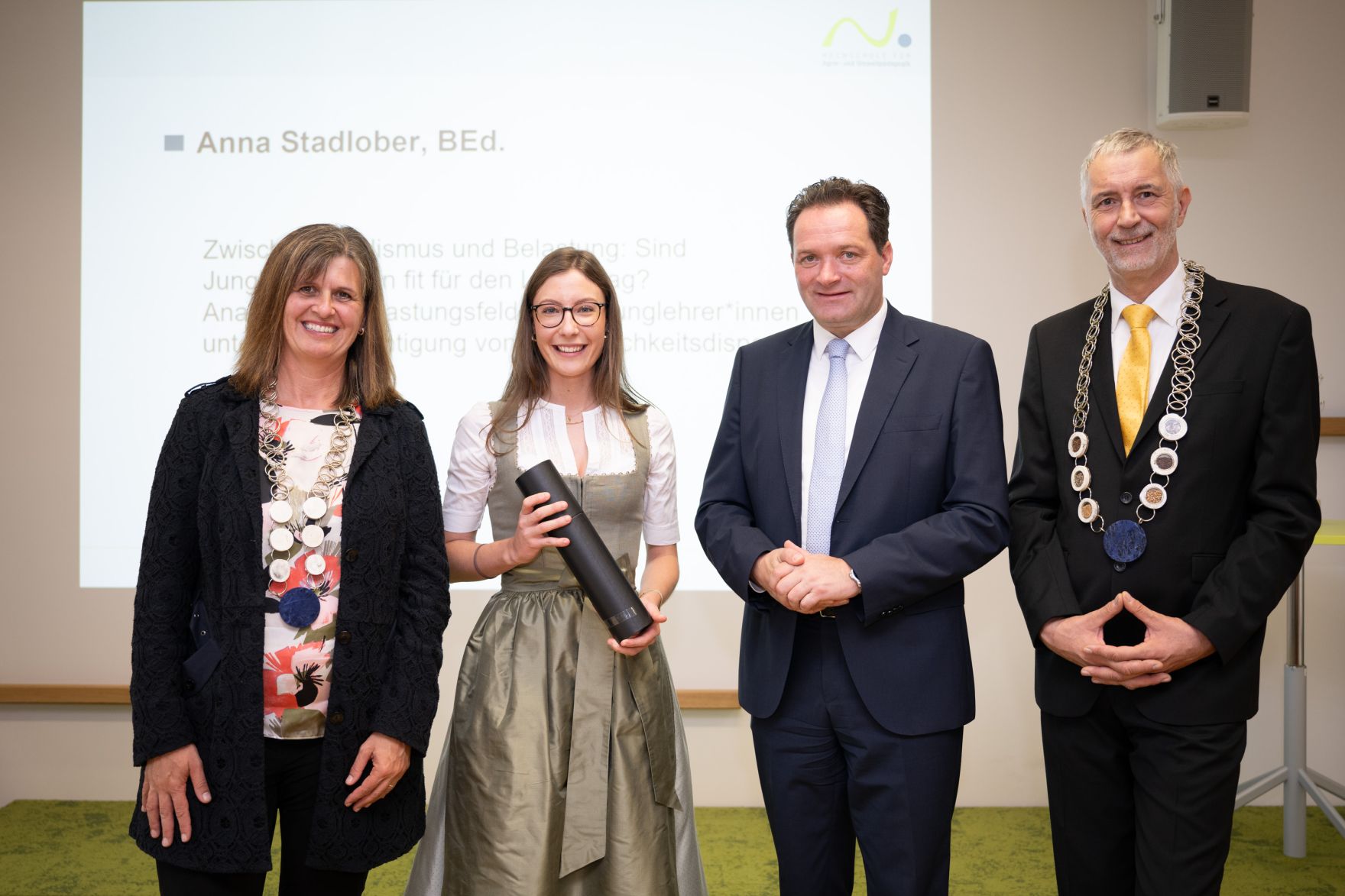 Herr Bundesminister Norbert Totschnig besuchte die Sponsionsfeier an der Hochschule f&uuml;r Agrar- und Umweltp&auml;dagogik.
