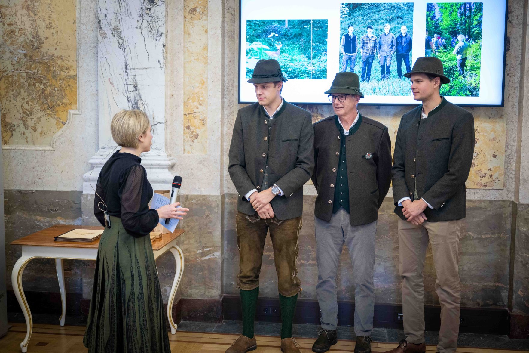 DSC_8165.jpg Mit dem „Staatspreis Wald“ werden in sechs Kategorien Projekte ausgezeichnet, die Großes leisten. Es geht um die Balance zwischen Natur und Wirtschaft sowie die Weitsicht für kommende Generationen.