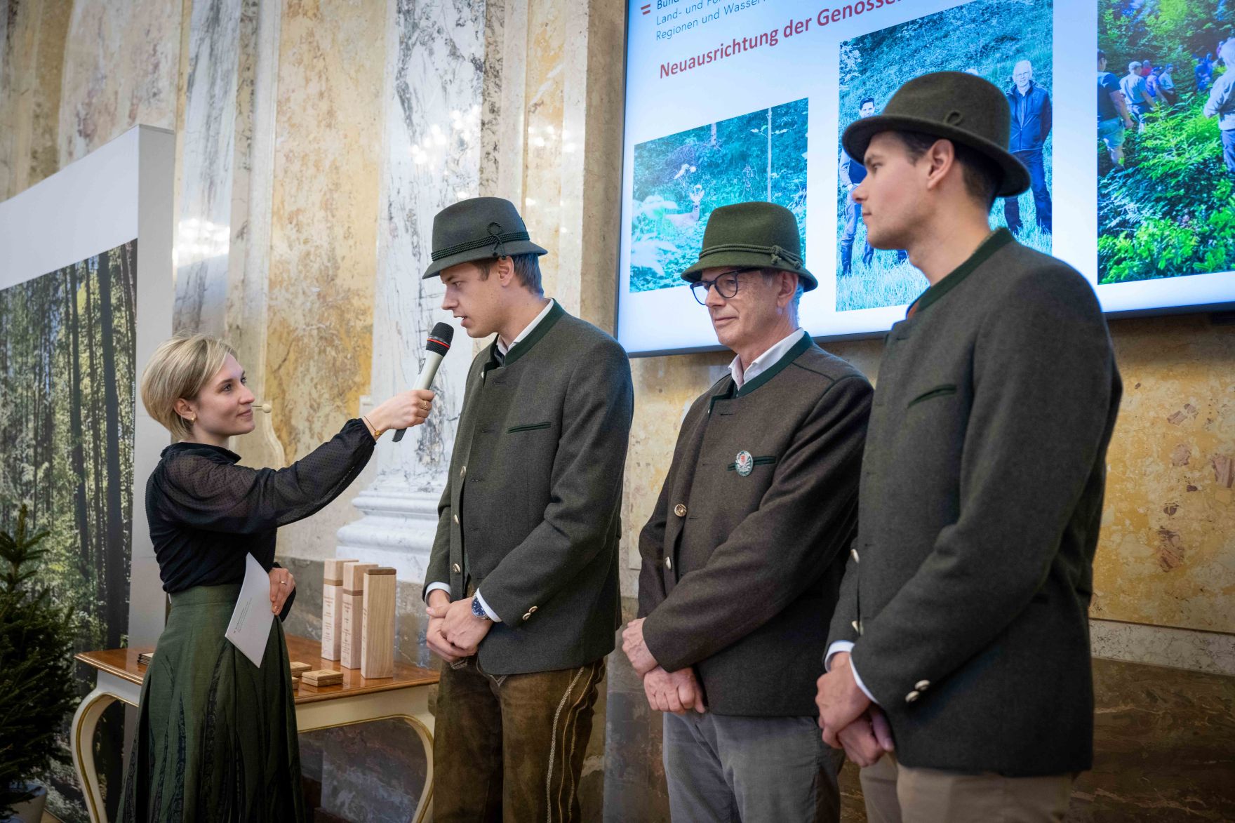 DSC_8218.jpg Mit dem „Staatspreis Wald“ werden in sechs Kategorien Projekte ausgezeichnet, die Großes leisten. Es geht um die Balance zwischen Natur und Wirtschaft sowie die Weitsicht für kommende Generationen.