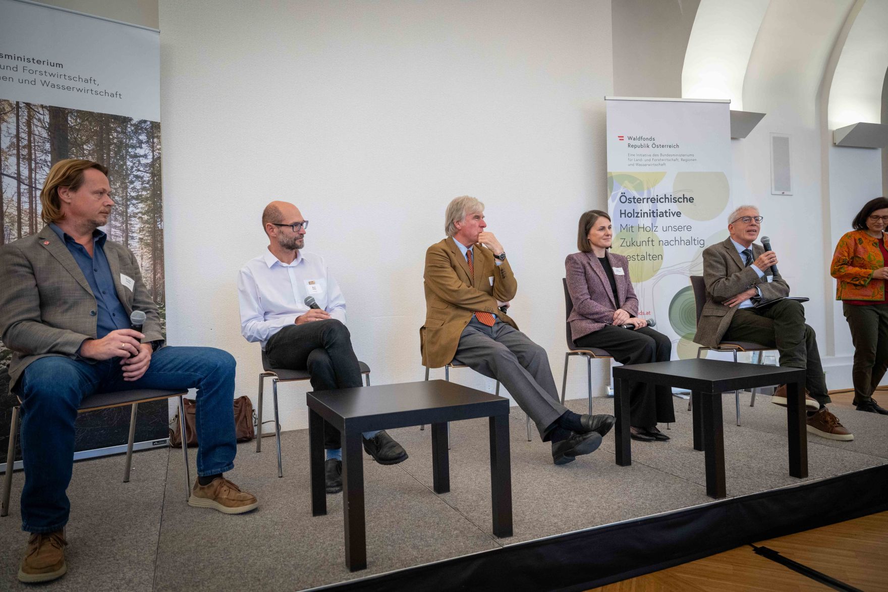 Der woodCircle &bdquo;Gemeinsam die Zukunft der &Ouml;sterreichischen Holzinitiative gestalten und Erfolge feiern&ldquo; fand am 21. Oktober 2024 im Schloss Sch&ouml;nbrunn statt.