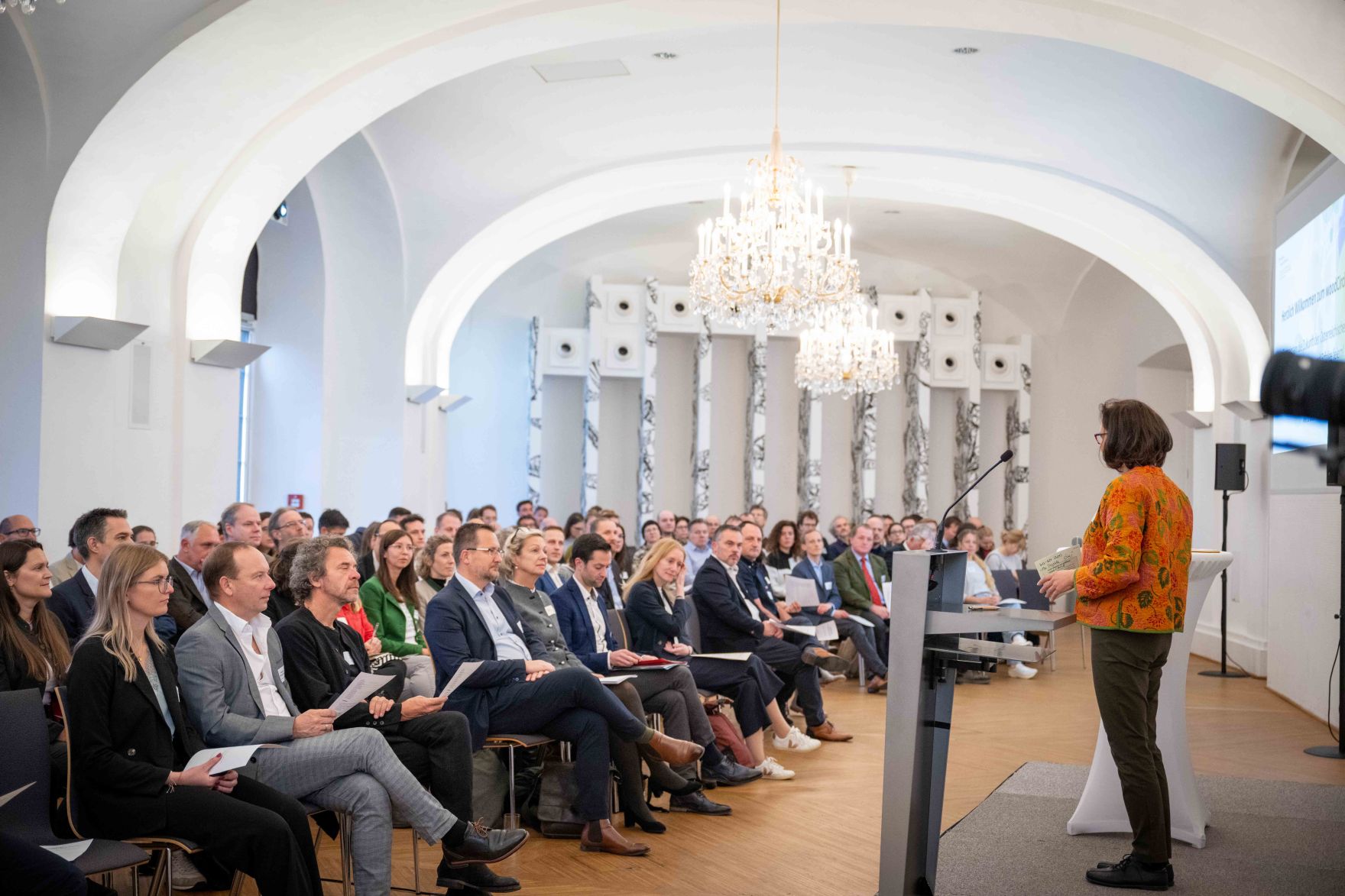 DSC_7877.jpg Der woodCircle „Gemeinsam die Zukunft der Österreichischen Holzinitiative gestalten und Erfolge feiern“ fand am 21. Oktober 2024 im Schloss Schönbrunn statt.