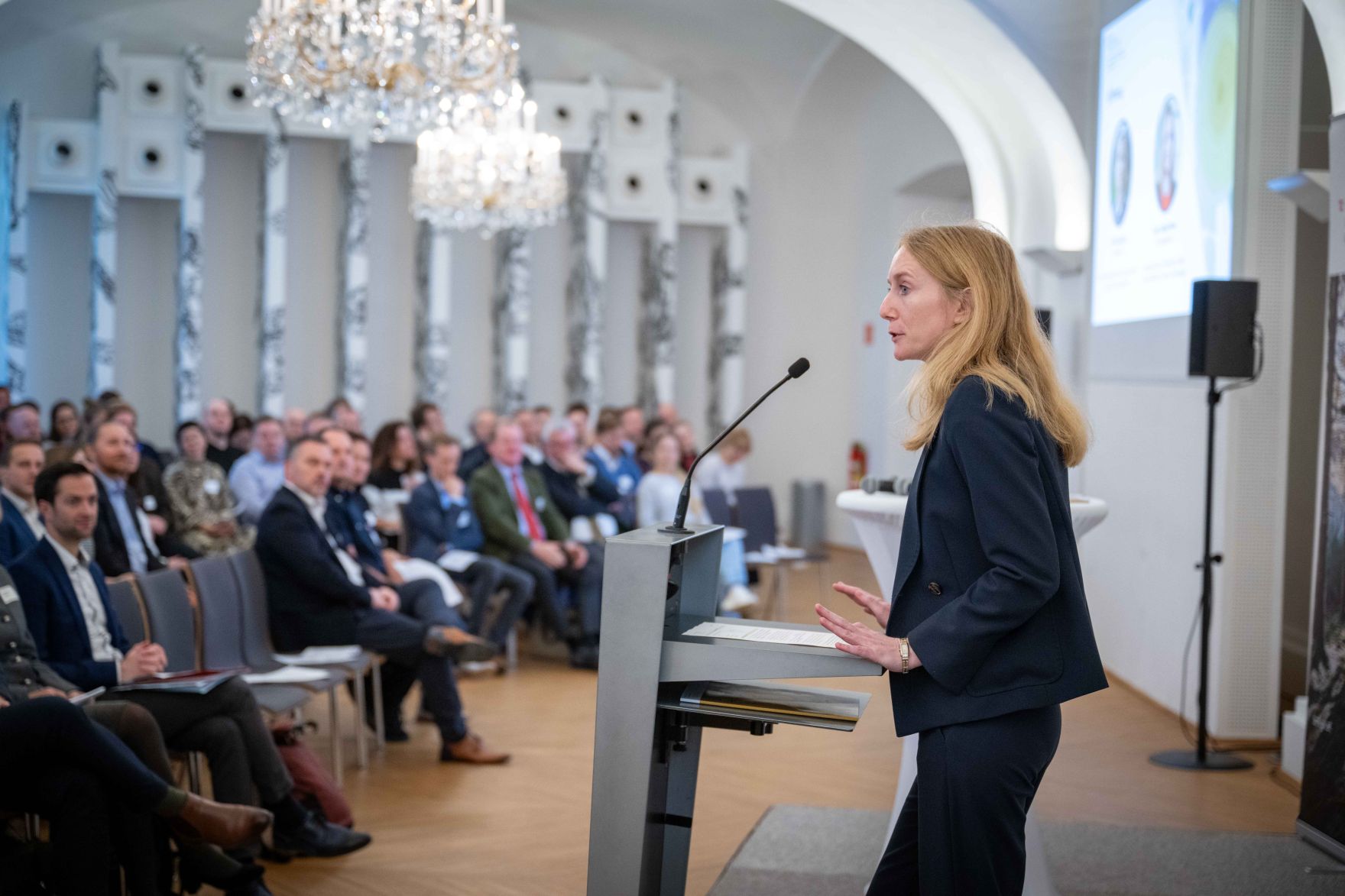 Der woodCircle &bdquo;Gemeinsam die Zukunft der &Ouml;sterreichischen Holzinitiative gestalten und Erfolge feiern&ldquo; fand am 21. Oktober 2024 im Schloss Sch&ouml;nbrunn statt.