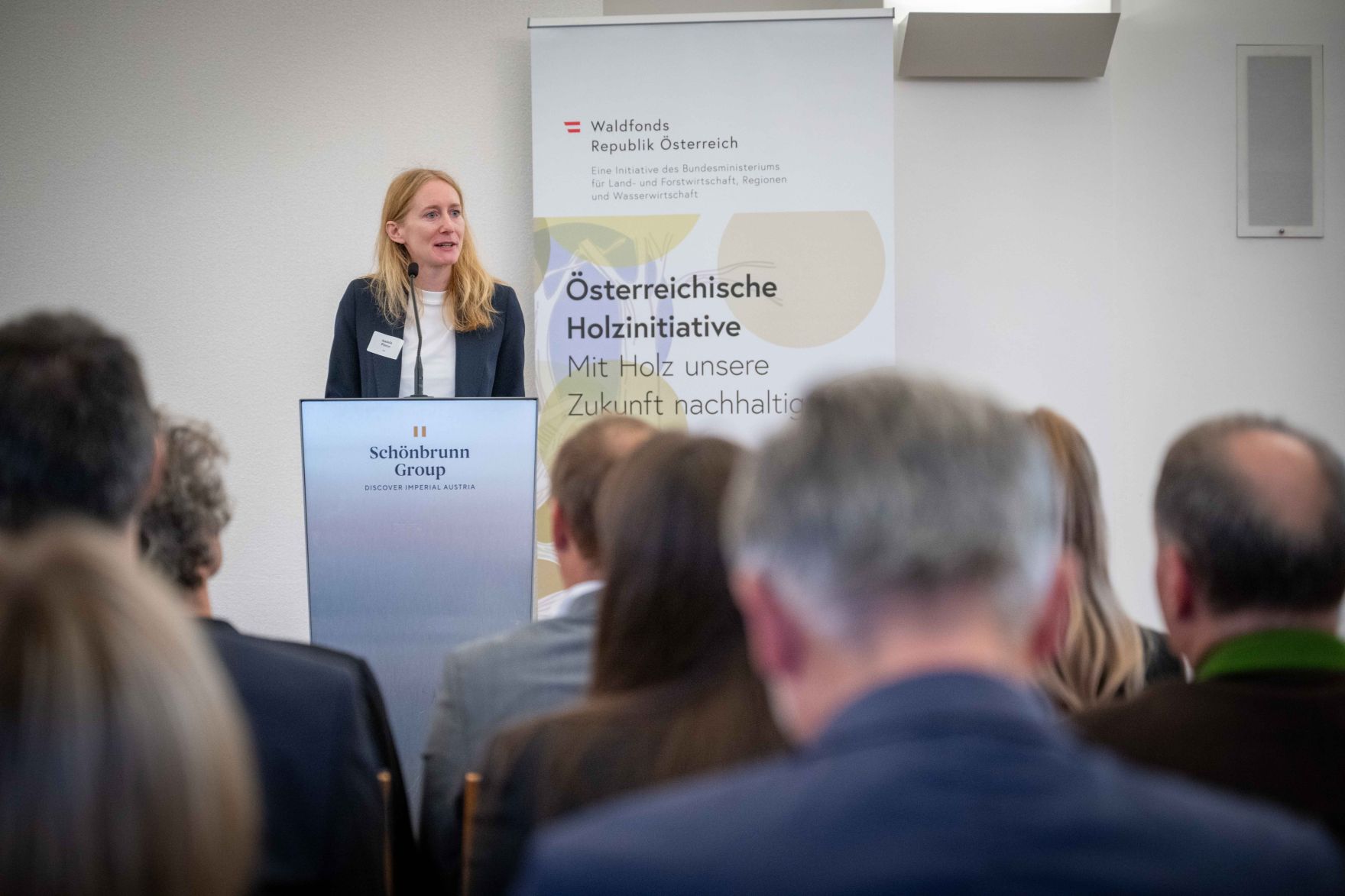 Der woodCircle &bdquo;Gemeinsam die Zukunft der &Ouml;sterreichischen Holzinitiative gestalten und Erfolge feiern&ldquo; fand am 21. Oktober 2024 im Schloss Sch&ouml;nbrunn statt.