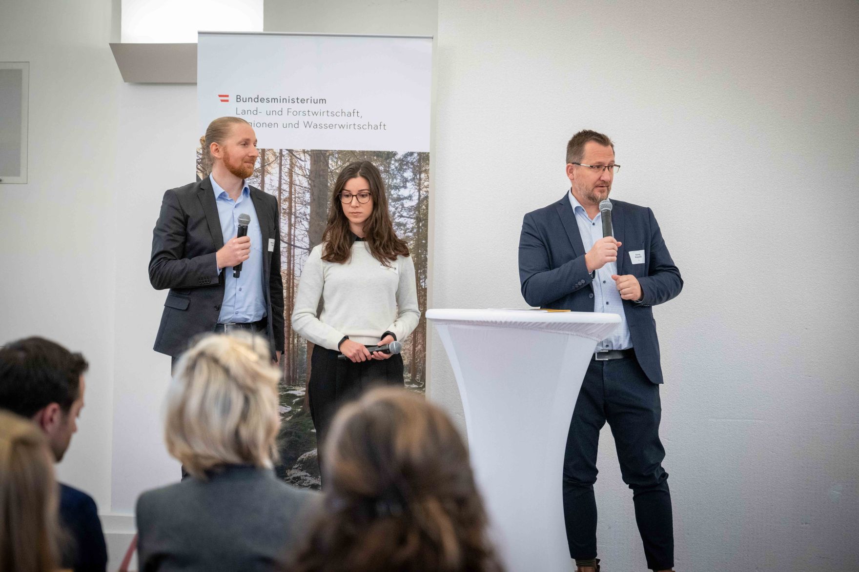 Der woodCircle &bdquo;Gemeinsam die Zukunft der &Ouml;sterreichischen Holzinitiative gestalten und Erfolge feiern&ldquo; fand am 21. Oktober 2024 im Schloss Sch&ouml;nbrunn statt.