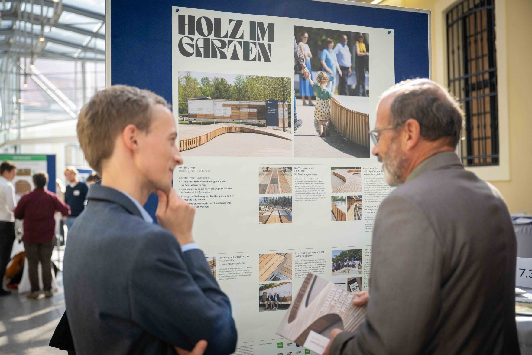 Der woodCircle &bdquo;Gemeinsam die Zukunft der &Ouml;sterreichischen Holzinitiative gestalten und Erfolge feiern&ldquo; fand am 21. Oktober 2024 im Schloss Sch&ouml;nbrunn statt.