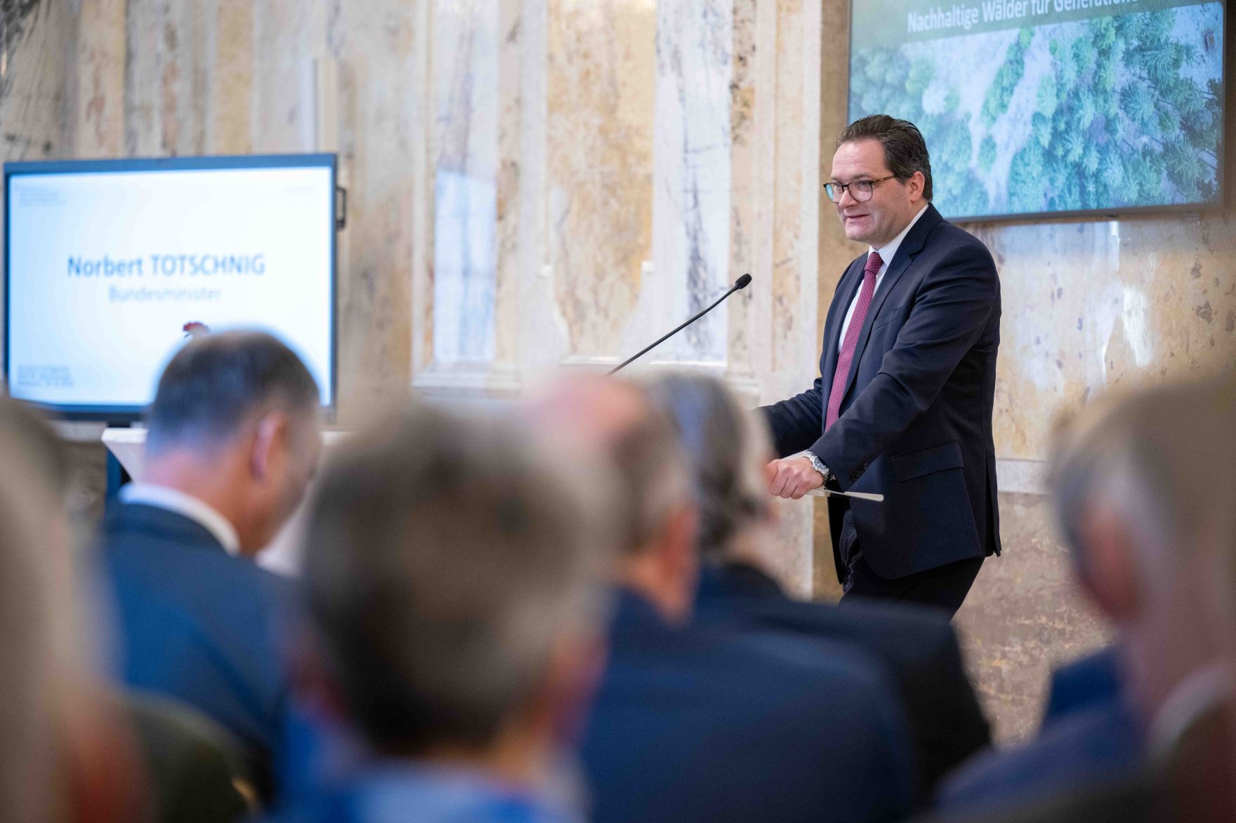 Bei der Veranstaltung &quot;50 Jahre Forstgesetz&quot; wurde die Wichtigkeit der nachhaltigen Waldbewirtschaftung in &Ouml;sterreich unterstrichen.
