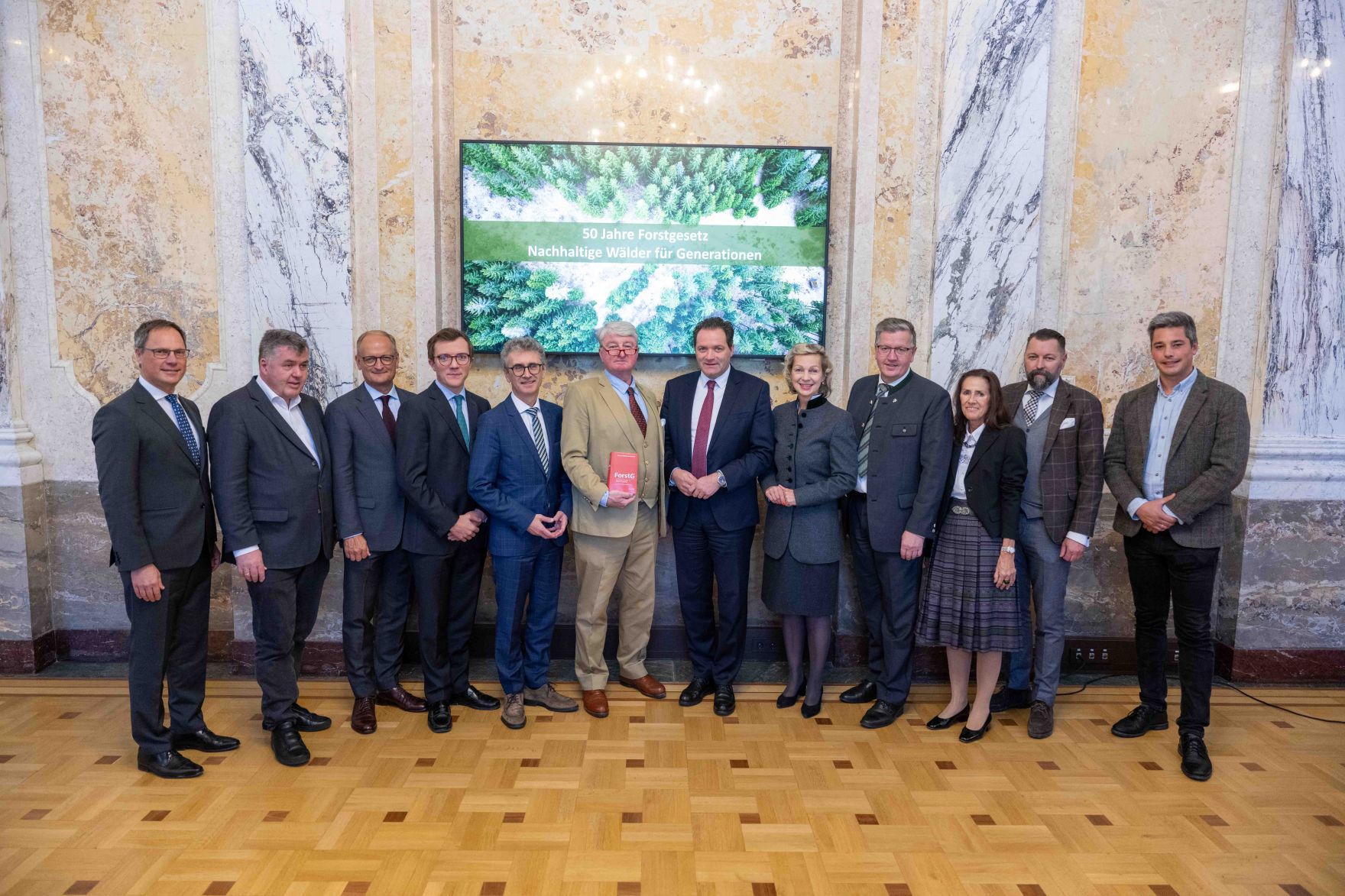 Bei der Veranstaltung &quot;50 Jahre Forstgesetz&quot; wurde die Wichtigkeit der nachhaltigen Waldbewirtschaftung in &Ouml;sterreich unterstrichen.