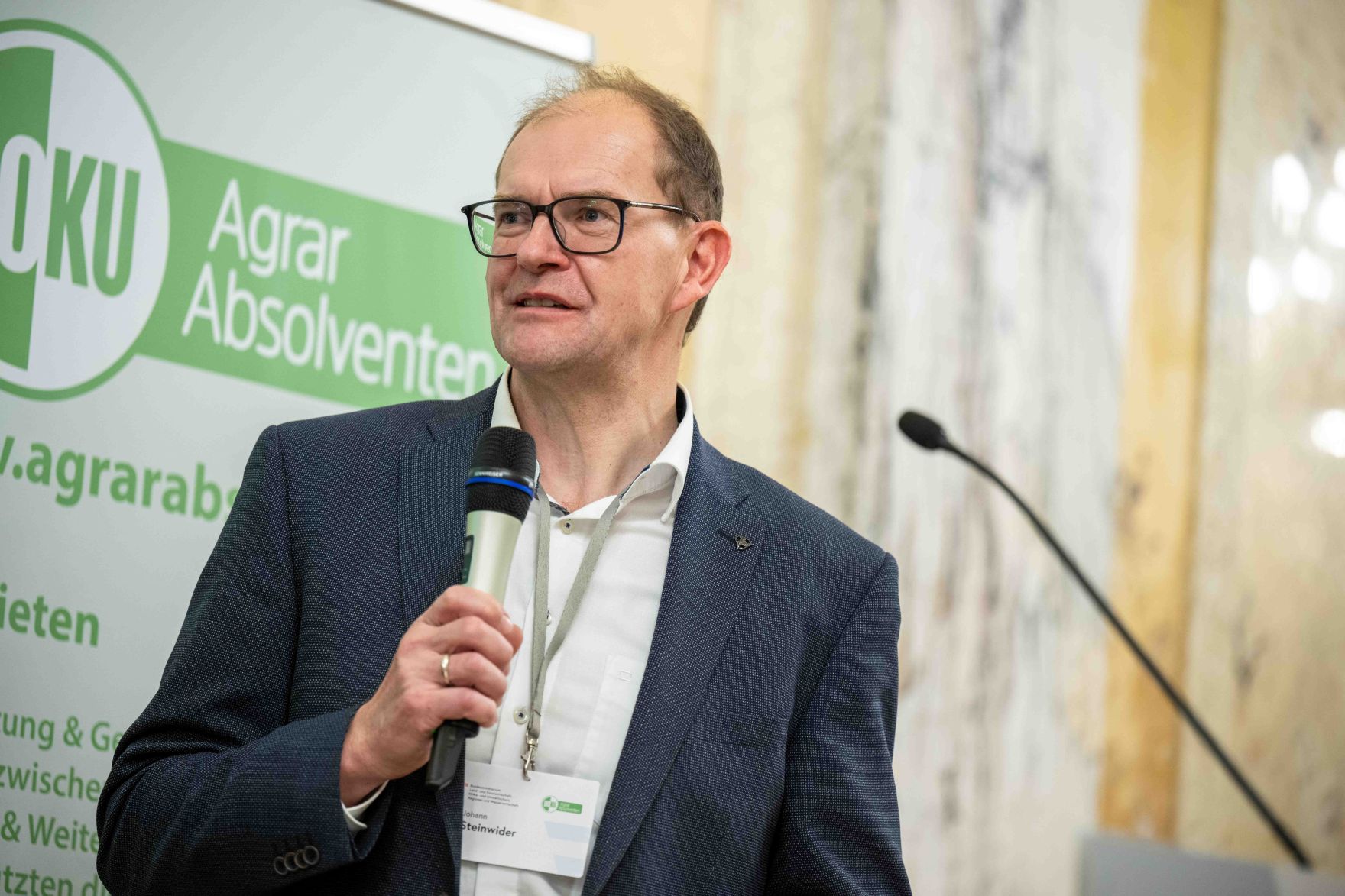 Herr Bundesminister Norbert Totschnig war Gast beim Jahrestreffen 2025 und der Vollversammlung der BOKU-Agrarabsolventen.