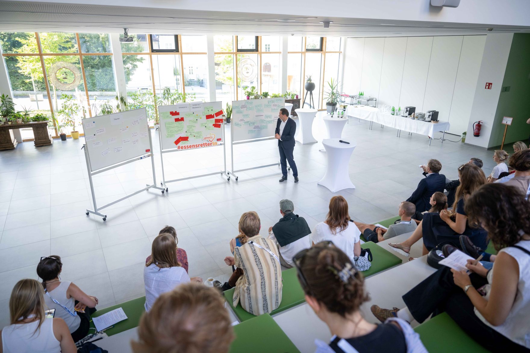 Im Zuge des Europ&auml;ischem Forum Alpbach gab es eine Session in Rotholz gemeinsam mit Herrn Bundesminister Norbert Totschnig. Bei einem Stationenbetrieb wurde den Teilnehmerinnen und Teilnehmer die Wichtigkeit von Regionalit&auml;t gezeigt.