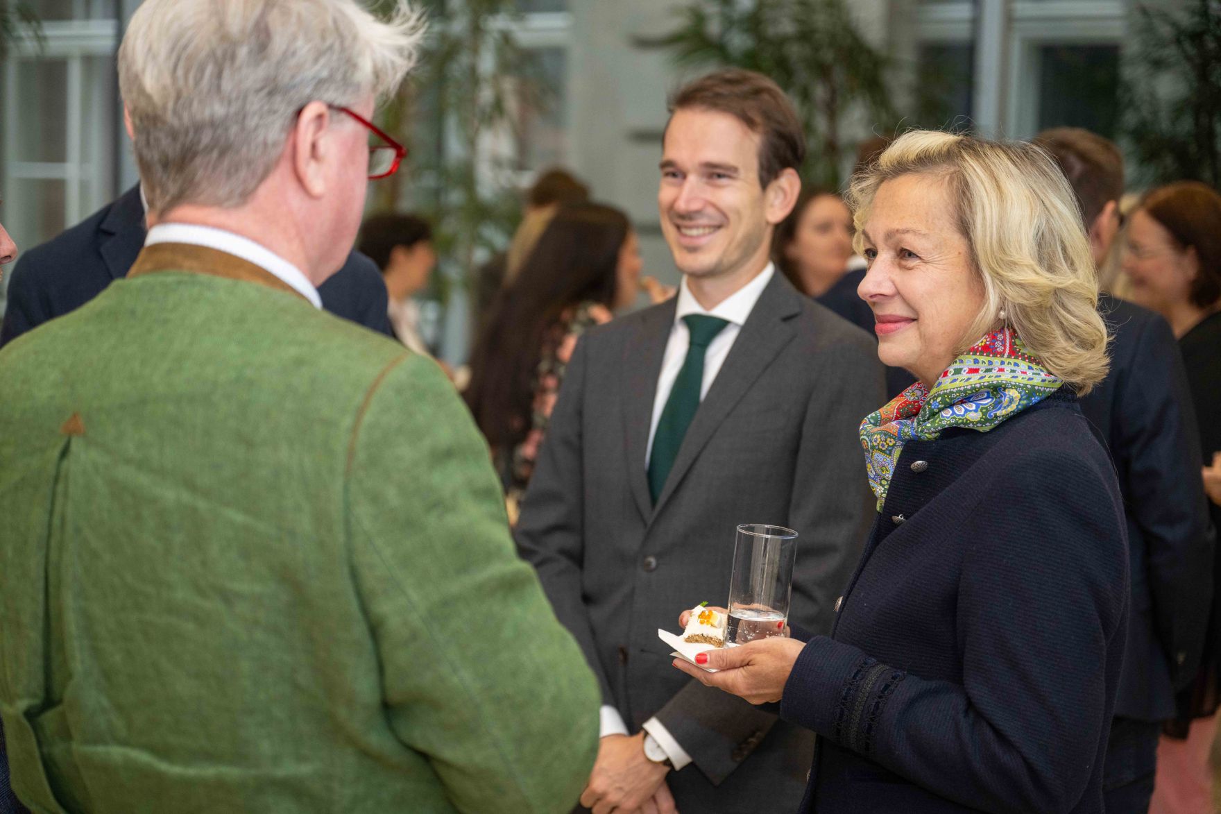 Die Abteilung EU Koordination und internationale Angelegenheiten (EUKIA) hat zur j&auml;hrlichen Attach&eacute;skonferenz im Marmorsaal des Regierungsgeb&auml;udes eingeladen. Herr Bundesminister Norbert Totschnig besuchte diese Veranstaltung.