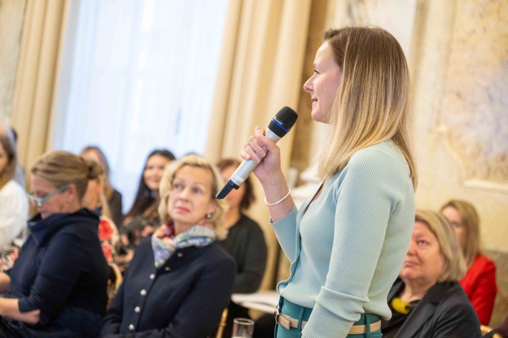 Die Abteilung EU Koordination und internationale Angelegenheiten (EUKIA) hat zur j&auml;hrlichen Attach&eacute;skonferenz im Marmorsaal des Regierungsgeb&auml;udes eingeladen. Herr Bundesminister Norbert Totschnig besuchte diese Veranstaltung.