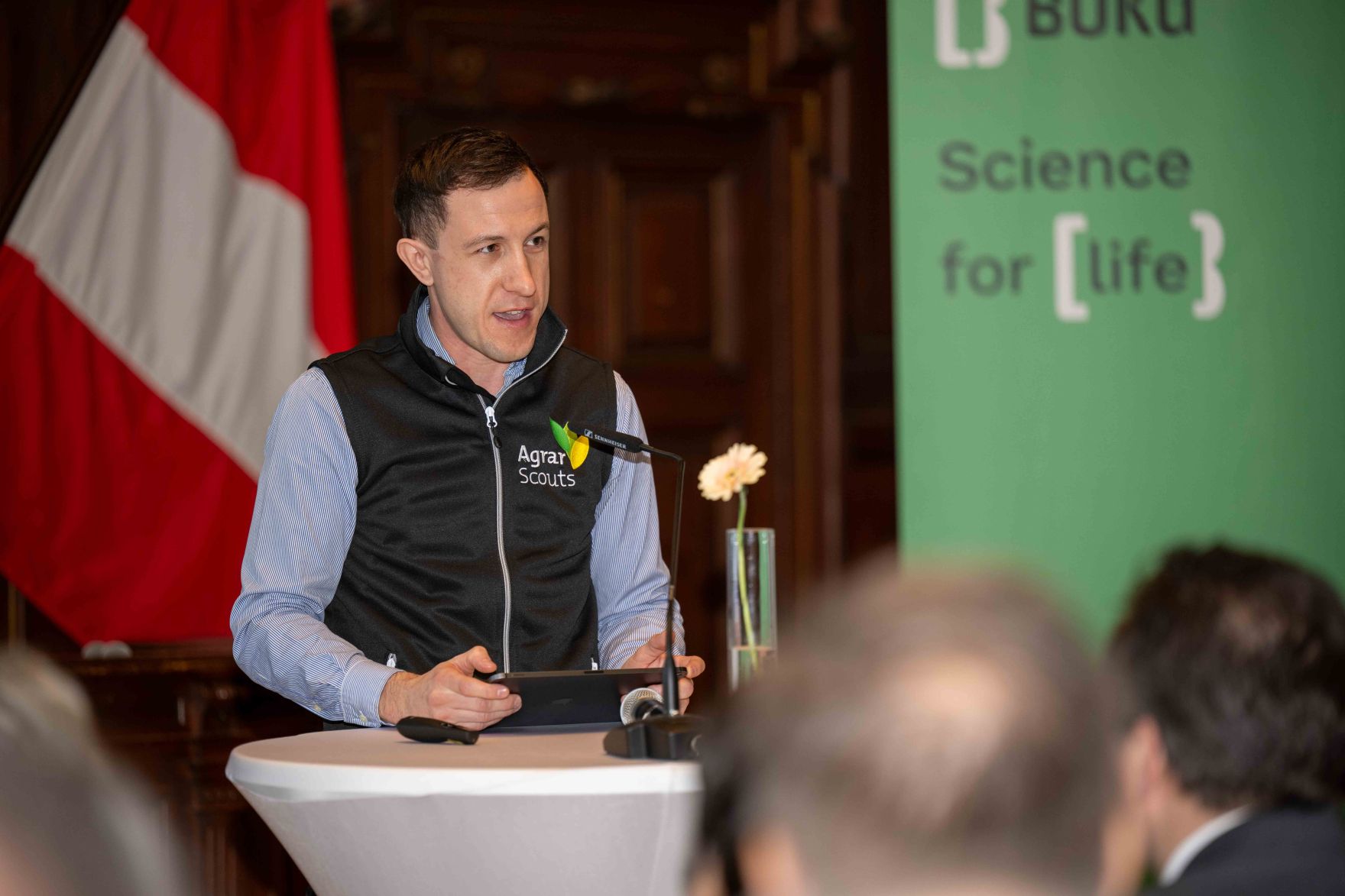 Die Bio-Enquete 2025 widmet sich den aktuellen und zuk&uuml;nftigen Herausforderungen der biologischen Landwirtschaft in &Ouml;sterreich, stellt dabei jedoch die Zukunfts- und Erfolgschancen in den Mittelpunkt.