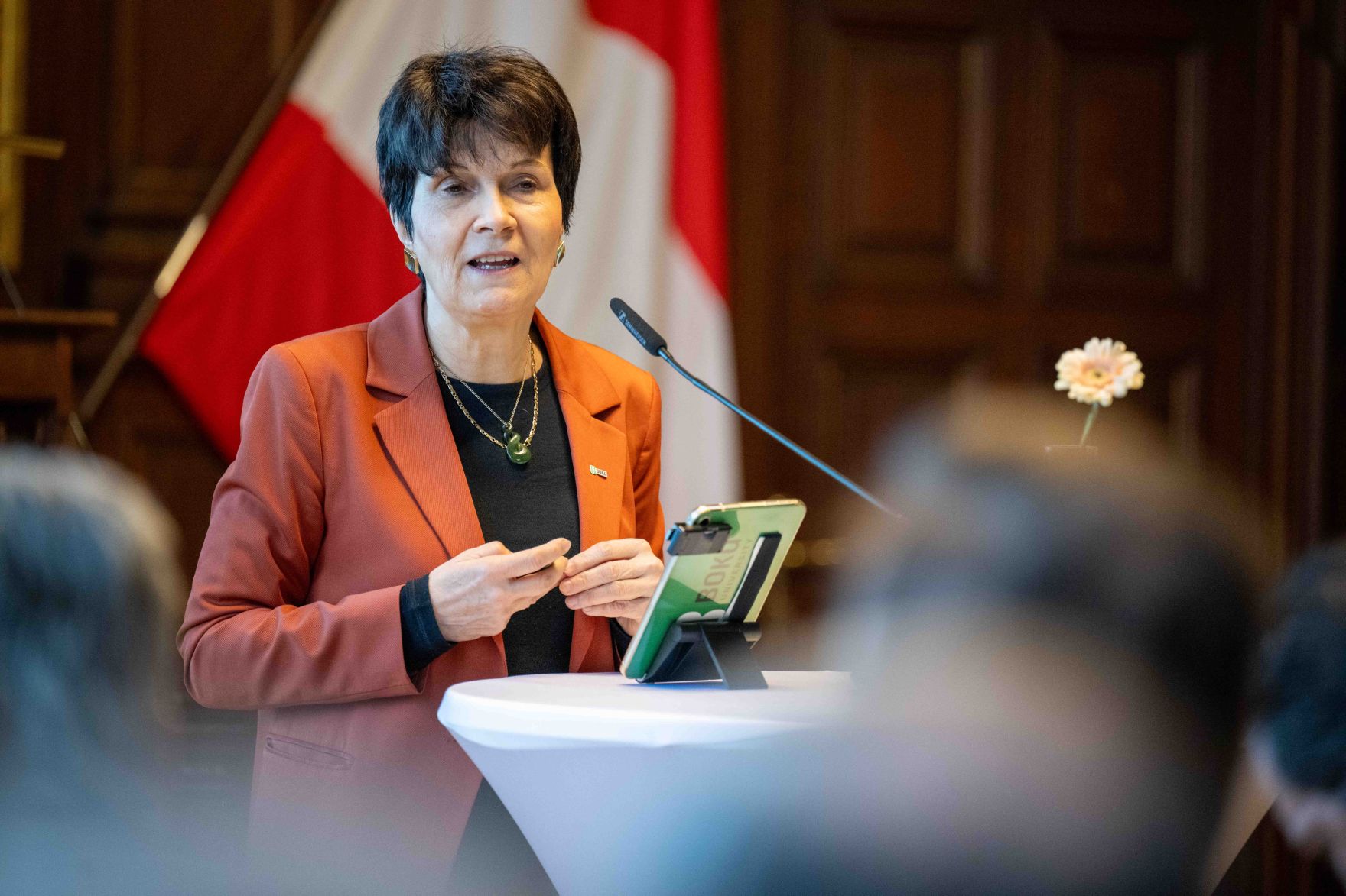 Die Bio-Enquete 2025 widmet sich den aktuellen und zuk&uuml;nftigen Herausforderungen der biologischen Landwirtschaft in &Ouml;sterreich, stellt dabei jedoch die Zukunfts- und Erfolgschancen in den Mittelpunkt.