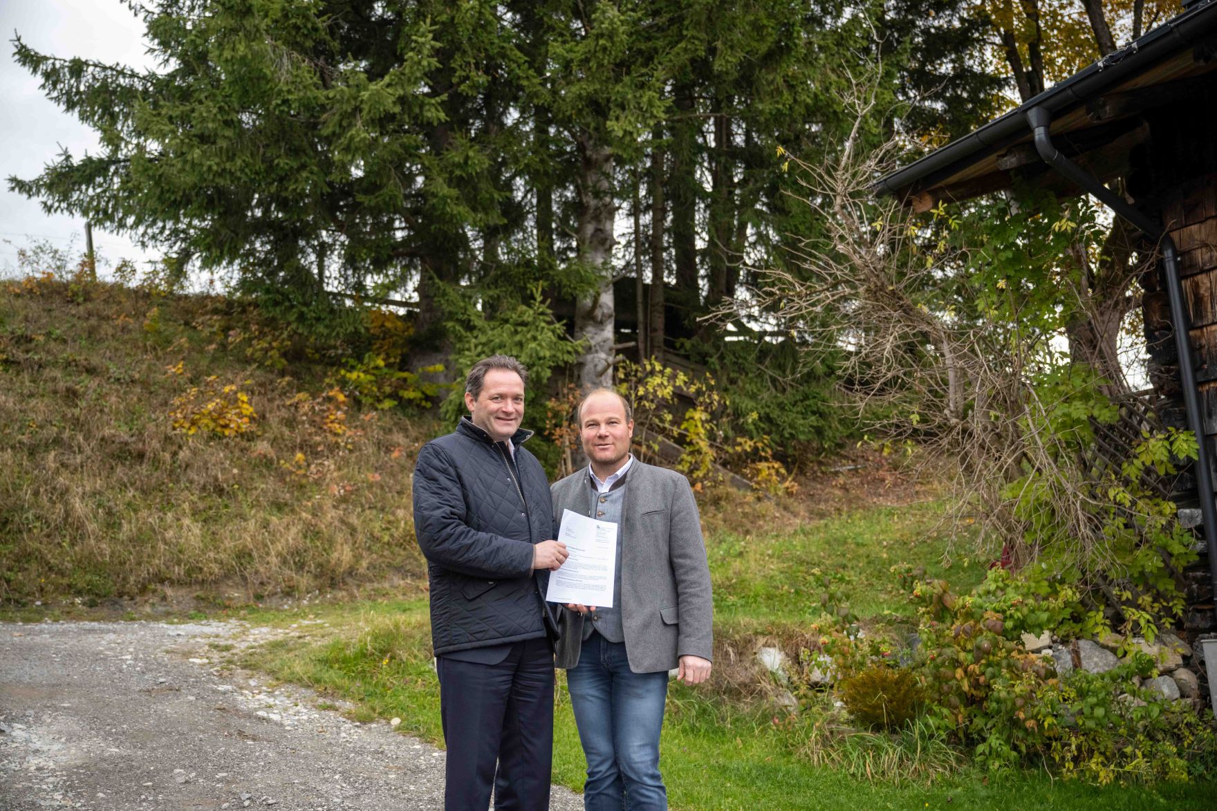 Bundesminister Norbert Totschnig besichtigte den Bergbauernhof der Familie H&ouml;ller in St. Johann/Wagrain, Salzburg
