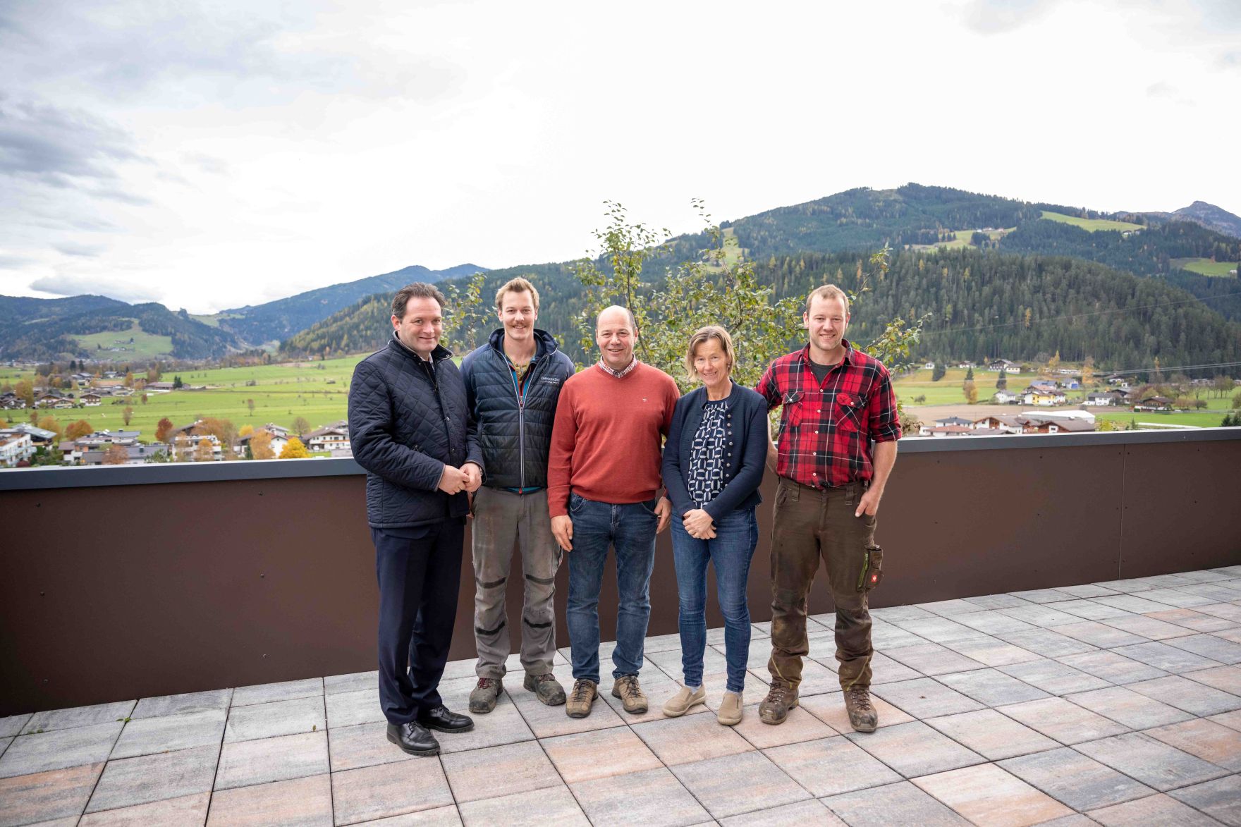 Herr Bundesminister Norbert Totschnig besuchte den Betrieb der Familie Walchhofer in Altenmarkt in Salzburg, der auch eine Biogasanlage betreibt.