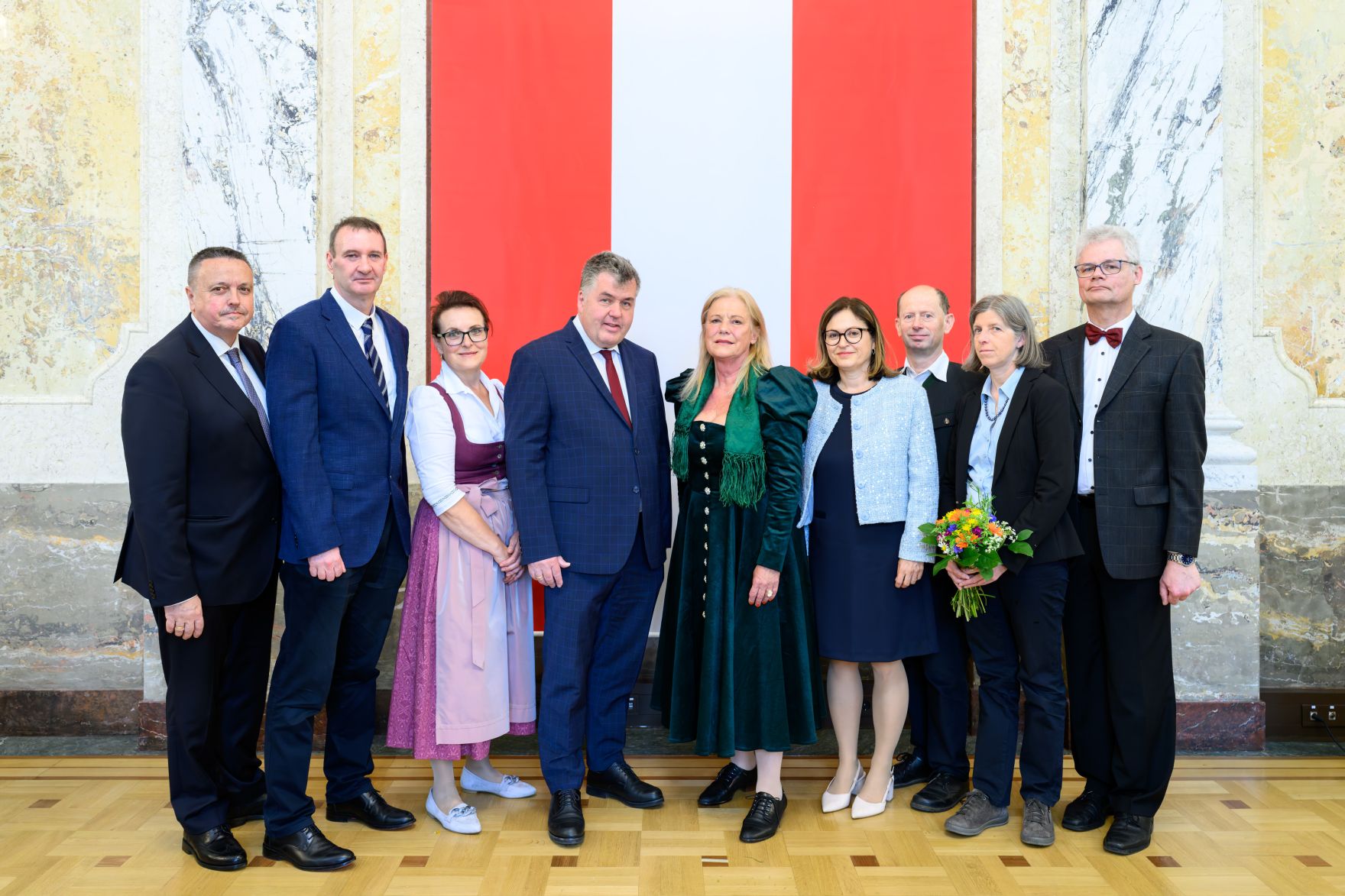 Im Marmorsaal im Regierungsgeb&auml;ude am Stubenring wurden Ehrenzeichen verliehen.