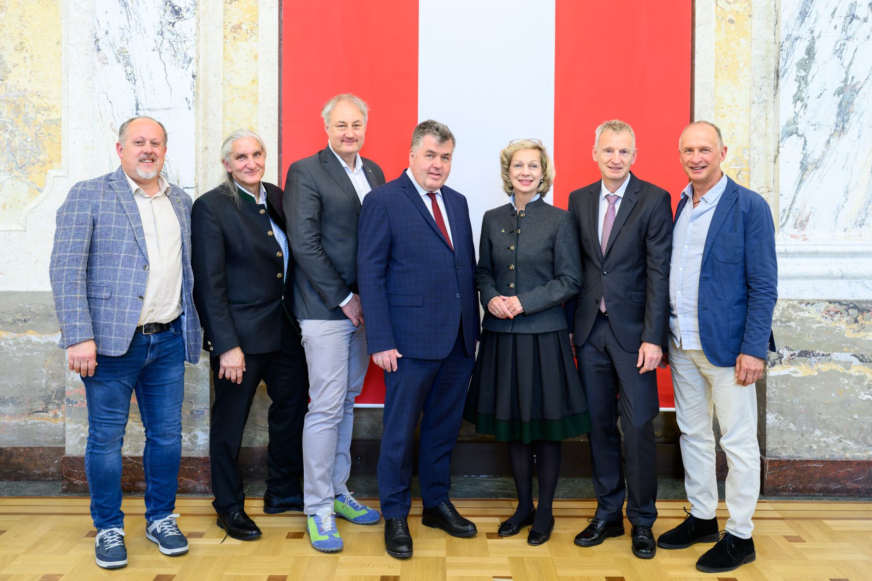 Im Marmorsaal im Regierungsgeb&auml;ude am Stubenring wurden Ehrenzeichen verliehen.