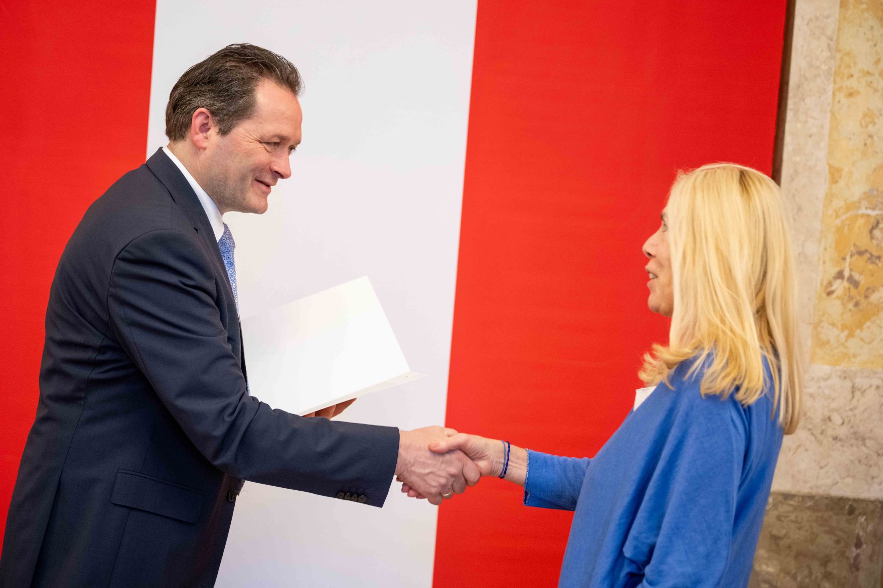 Herr Bundesminister Norbert Totschnig verlieh am 30. Oktober 2025 im Auftrage von Herrn Bundespr&auml;sidenten Alexander Van der Bellen Ehrenzeichen und Berufstitel an verdiente Pers&ouml;nlichkeiten seines Ressorts. Die Verleihung fand im Marmorsaal des Regierungsgeb&auml;udes am Stubenring 1 in Wien statt.