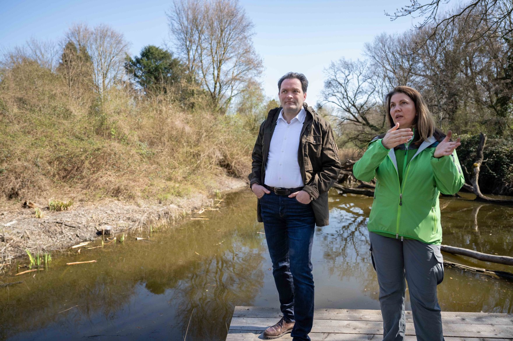 DSC_1398.jpg Im schlossORTH Nationalpark machte Bundesminister Norbert Totschnig gemeinsam mit LH-Stv. Stephan Pernkopf einen Rundgang auf der Schlossinsel und besichtigte die neuen Attraktionen.