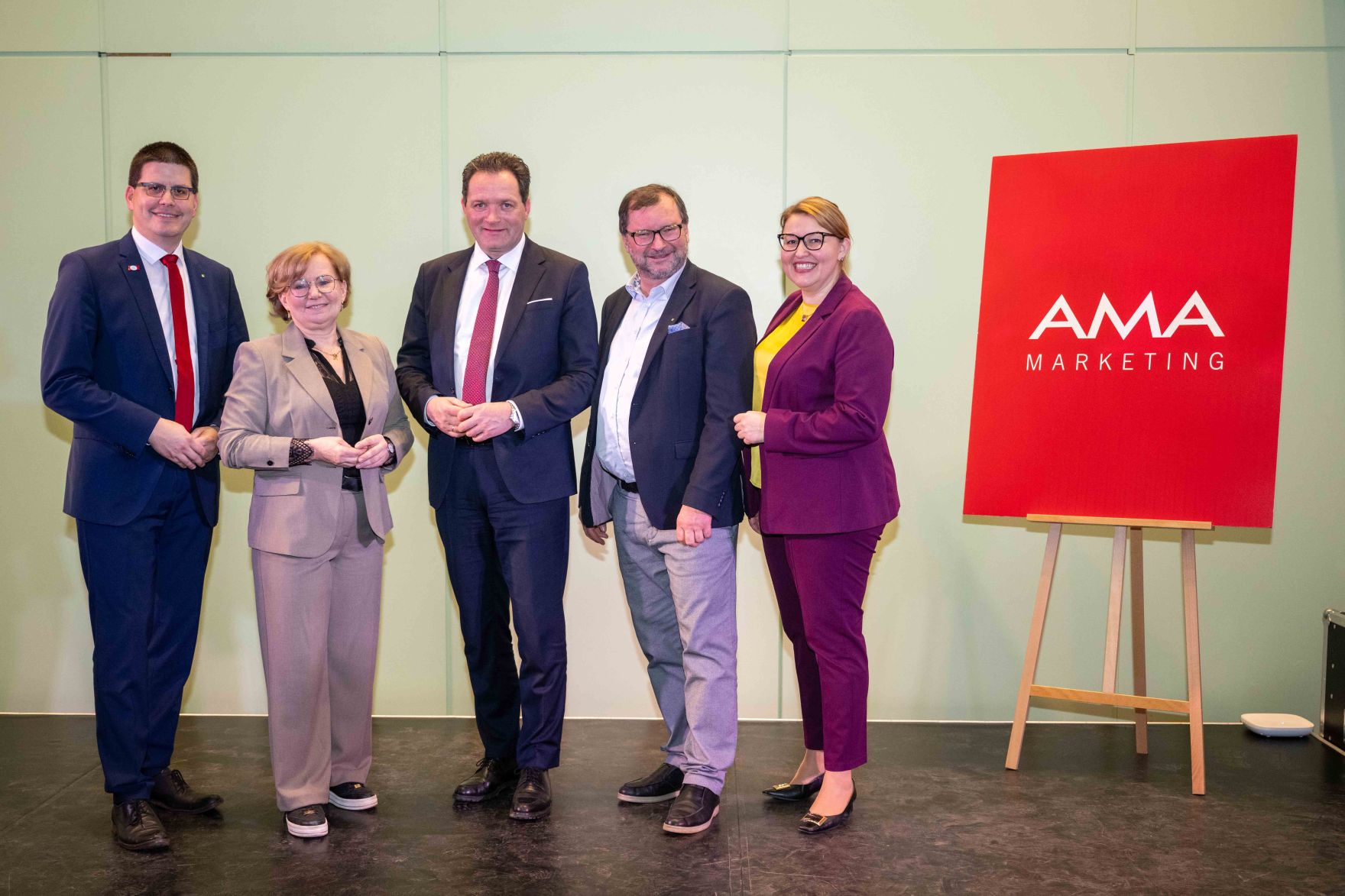 Zum Auftakt der Gr&uuml;nen Woche 2026 in Berlin besuchte Herr Bundesminister Norbert Totschnig den Empfang der AMA in der &ouml;sterreichischen Botschaft in Berlin