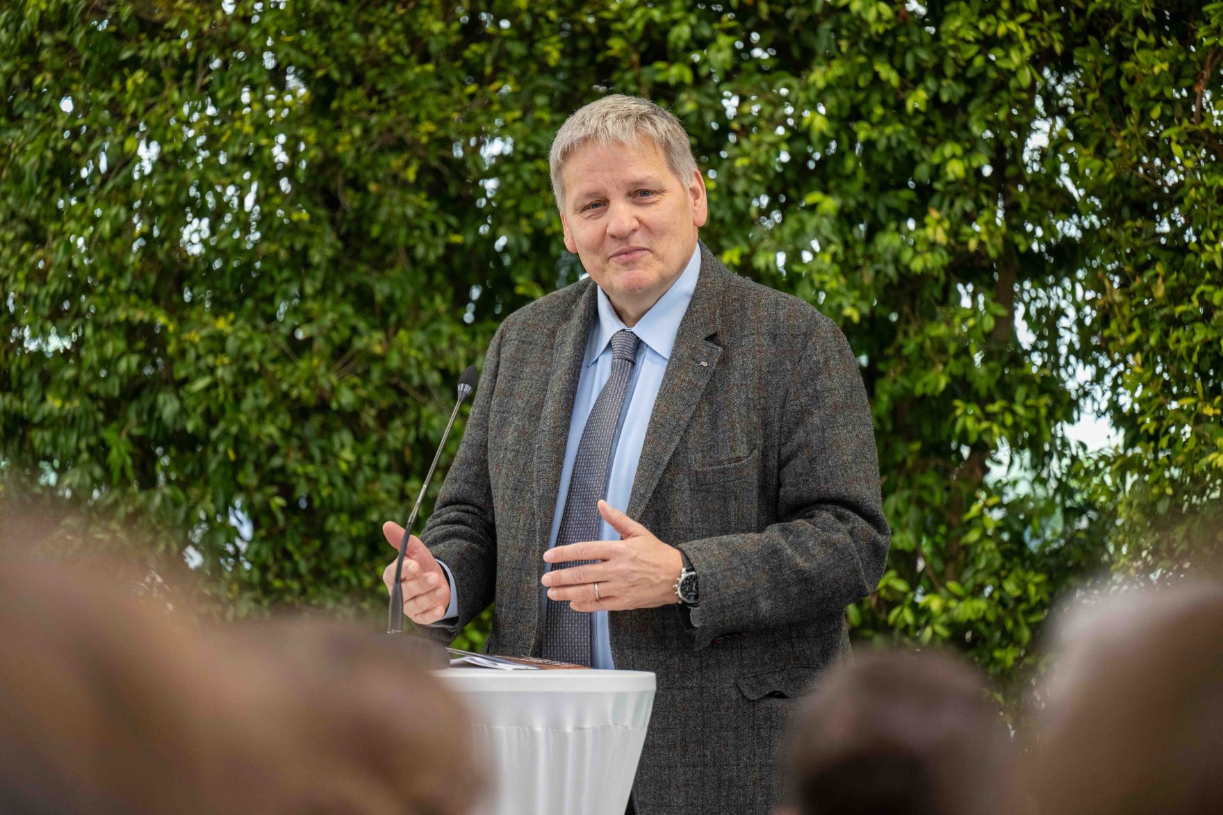 Herr Bundesminister Norbert Totschnig besuchte die feierliche Er&ouml;ffnung der Demohalle der HBLFA Sch&ouml;nbrunn.
