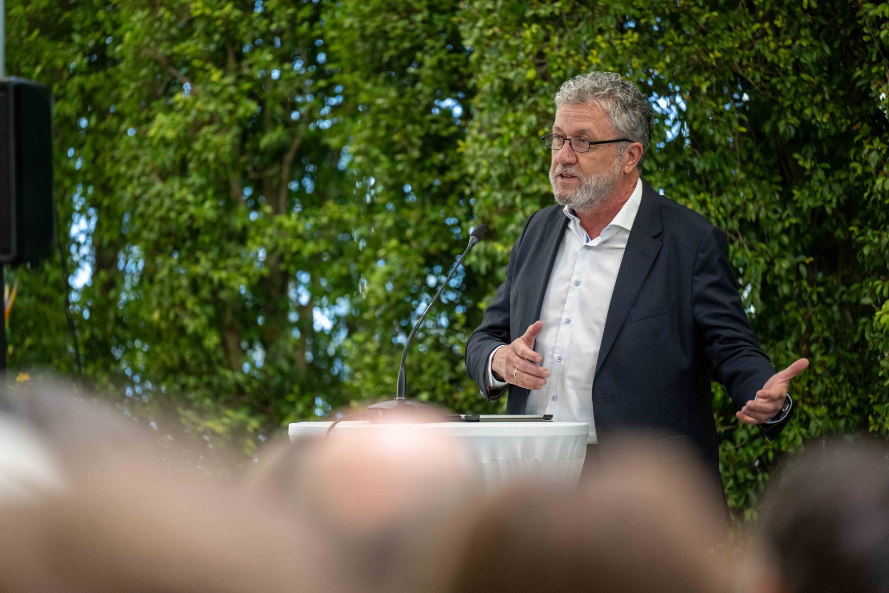 Herr Bundesminister Norbert Totschnig besuchte die feierliche Er&ouml;ffnung der Demohalle der HBLFA Sch&ouml;nbrunn.