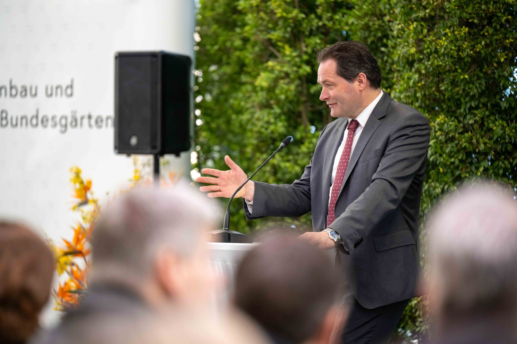Herr Bundesminister Norbert Totschnig besuchte die feierliche Er&ouml;ffnung der Demohalle der HBLFA Sch&ouml;nbrunn.