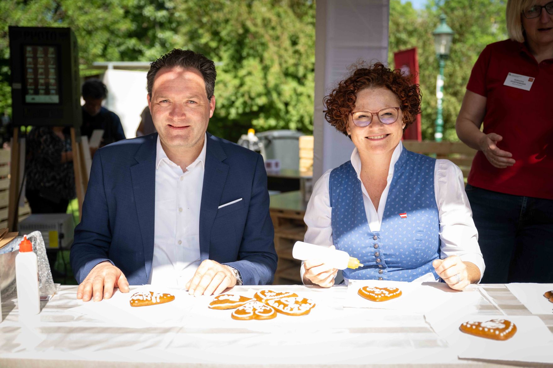 Das GENUSS-FESTIVAL bringt von 8. bis 10. Mai &Ouml;sterreichs kulinarische Vielfalt in den Wiener Stadtpark. Mehr als 100 b&auml;uerliche Direktvermarktungsbetriebe, Lebensmittelmanufakturen und Gastronomiebetriebe pr&auml;sentieren regionale Spezialit&auml;ten aus allen AMA GENUSS REGIONEN.