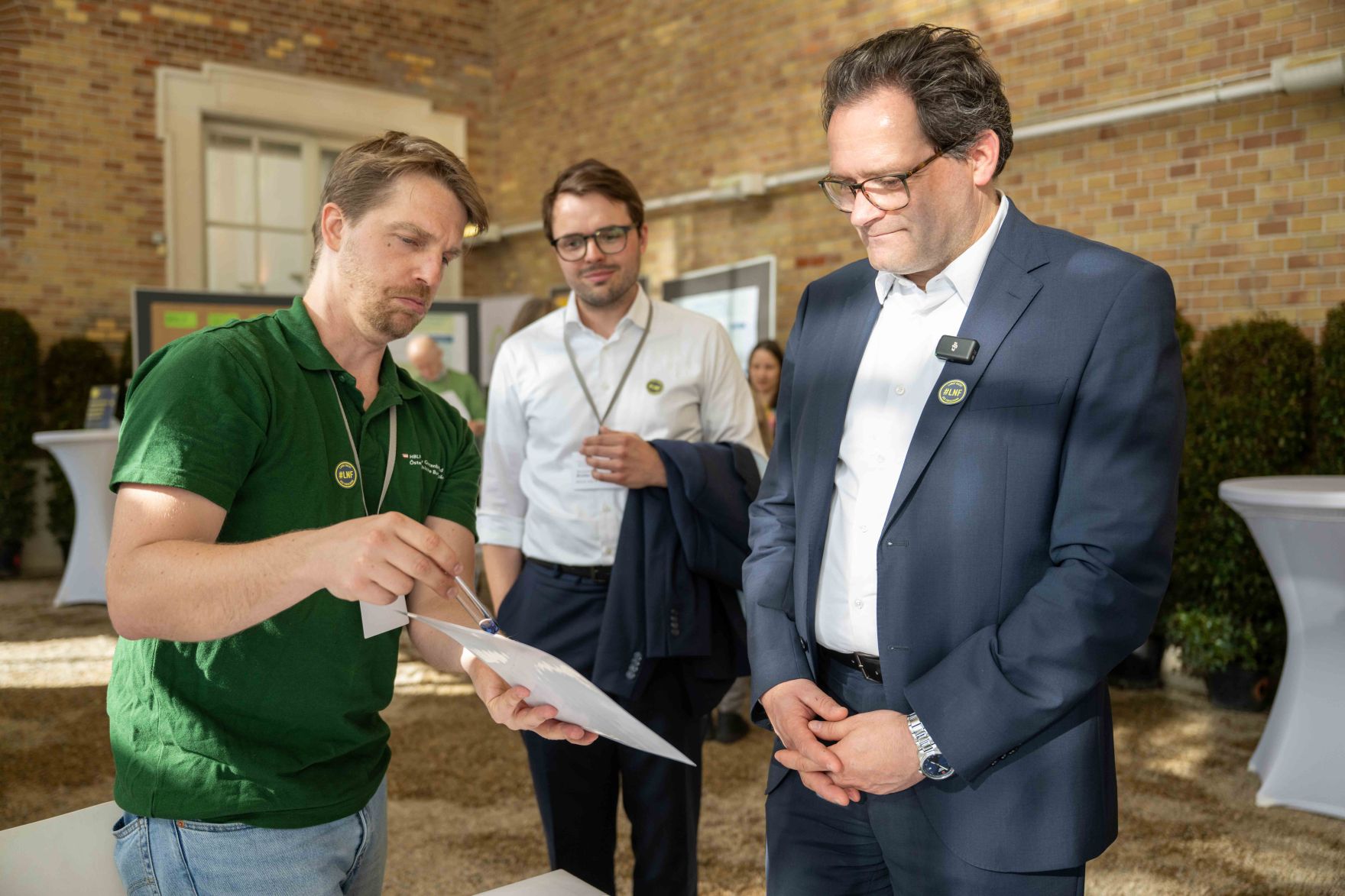 Bundesminister Norbert Totschnig besuchte im Rahmen der Langen Nacht der Forschung die beiden Standorte des BMLUK.