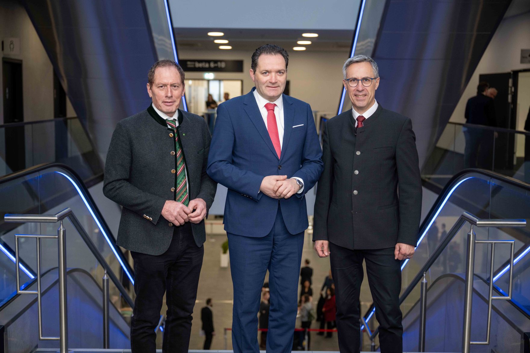 Im Rahmen der Internationalen Gr&uuml;nen Woche in Berlin setzen Landwirtschaftsminister Norbert Totschnig, Landwirtschaftskammer &Ouml;sterreich-Pr&auml;sident Josef Moosbrugger und der Obmann des Landwirtschaftsausschusses, Georg Strasser, ein klares Zeichen f&uuml;r die Sicherung des Standorts &Ouml;sterreich und die Wettbewerbsf&auml;higkeit der europ&auml;ischen Landwirtschaft.