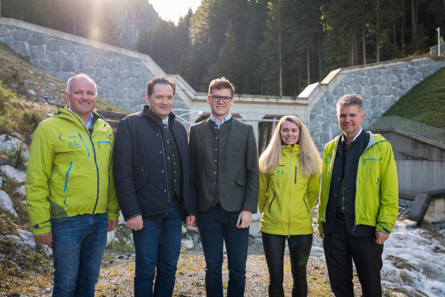 Pressekonferenz und Fachbesichtigung Geschiebemonitoringstation Habach im Pinzgau Land Salzburg im Bild: Landesrat Maxmilian Aigner &amp; Bundesminister Norbert Totschnig Foto: Land Salzburg/LR Aigner/Christian Leopold 16.10.2026