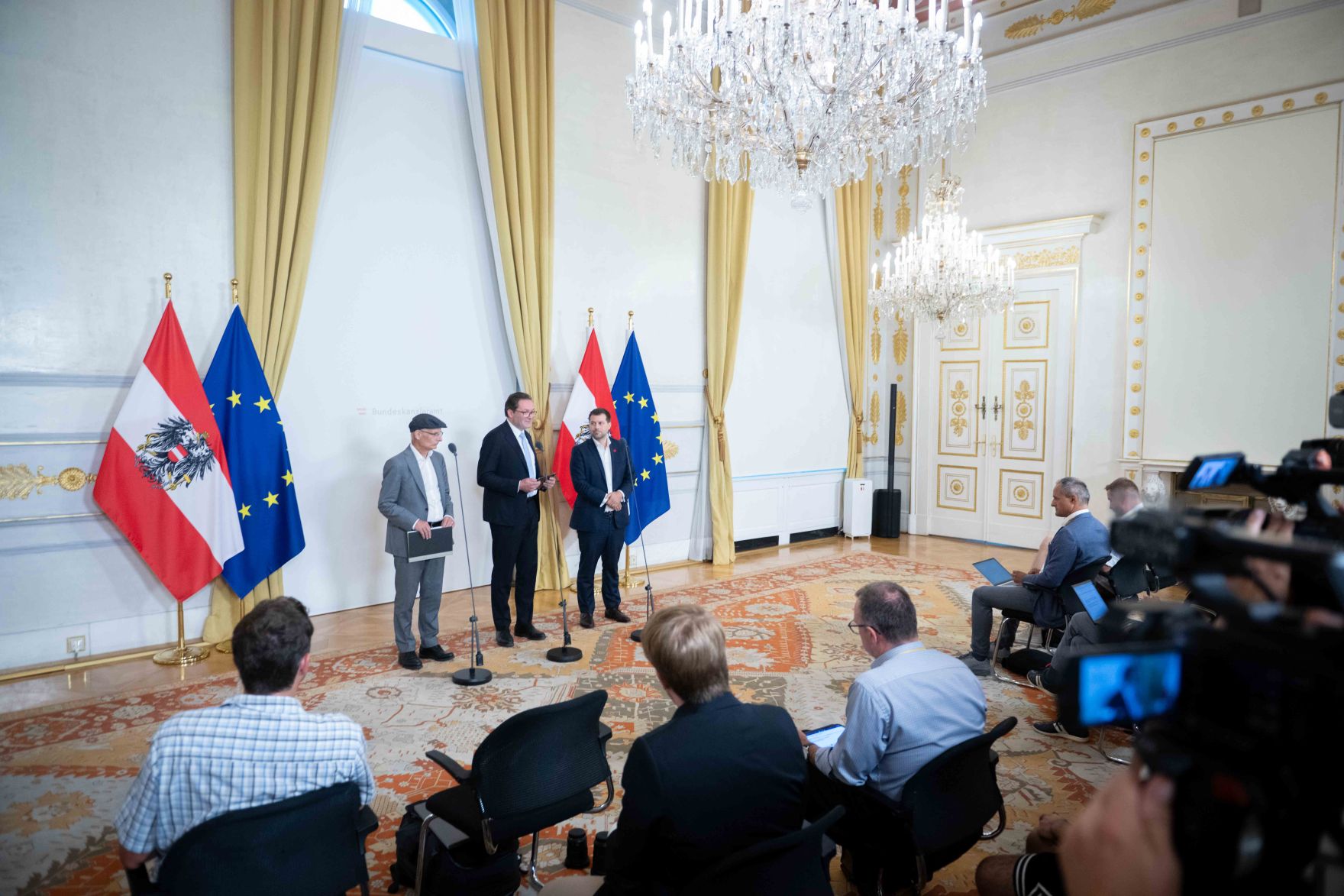 Pressekonferenz: Einigung auf D&uuml;rre-Hilfspaket f&uuml;r B&auml;uerinnen und Bauern sowie Klimagesetz