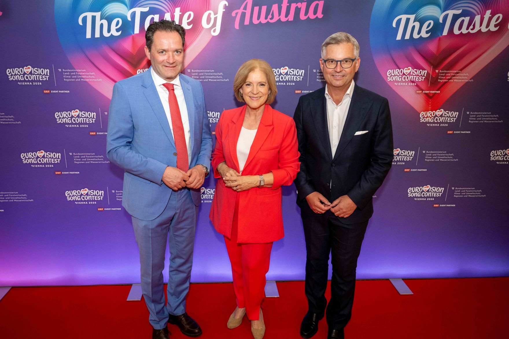 Im Rahmen des Eurovision Song Contest lud Bundesminister Norbert Totschnig zum Side-Event &bdquo;The Sound of Europe, the Taste of Austria&ldquo; ins Landwirtschaftsministerium am Stubenring internationale G&auml;ste sowie Delegationen der teilnehmenden Nationen ein.