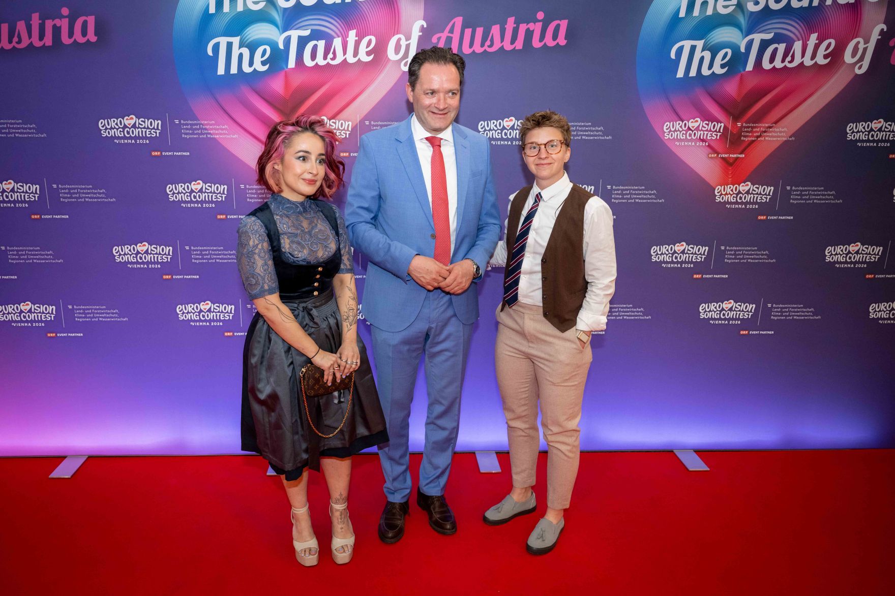 Im Rahmen des Eurovision Song Contest lud Bundesminister Norbert Totschnig zum Side-Event &bdquo;The Sound of Europe, the Taste of Austria&ldquo; ins Landwirtschaftsministerium am Stubenring internationale G&auml;ste sowie Delegationen der teilnehmenden Nationen ein.