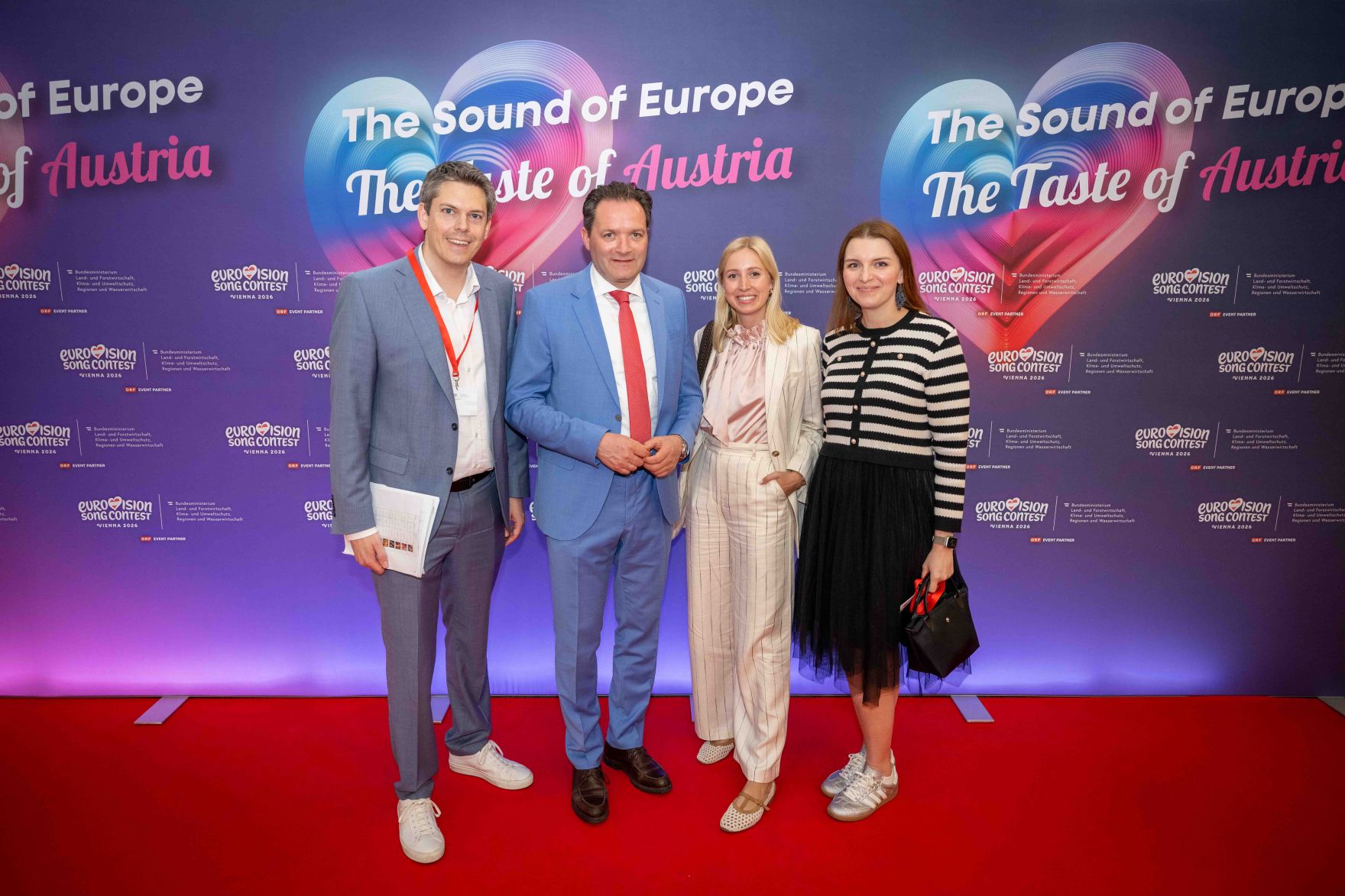 Im Rahmen des Eurovision Song Contest lud Bundesminister Norbert Totschnig zum Side-Event &bdquo;The Sound of Europe, the Taste of Austria&ldquo; ins Landwirtschaftsministerium am Stubenring internationale G&auml;ste sowie Delegationen der teilnehmenden Nationen ein.