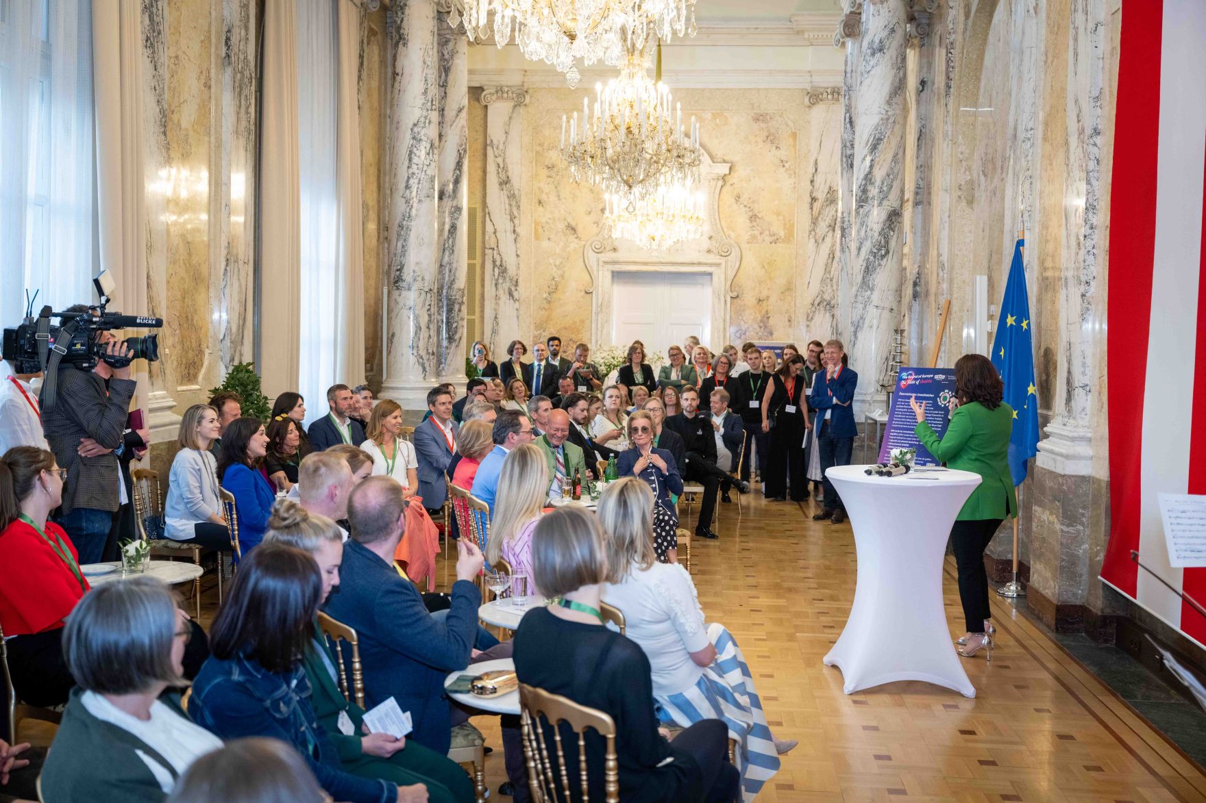 Im Rahmen des Eurovision Song Contest lud Bundesminister Norbert Totschnig zum Side-Event &bdquo;The Sound of Europe, the Taste of Austria&ldquo; ins Landwirtschaftsministerium am Stubenring internationale G&auml;ste sowie Delegationen der teilnehmenden Nationen ein.
