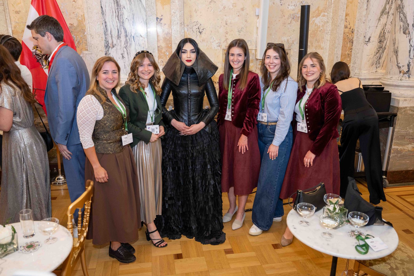 Im Rahmen des Eurovision Song Contest lud Bundesminister Norbert Totschnig zum Side-Event &bdquo;The Sound of Europe, the Taste of Austria&ldquo; ins Landwirtschaftsministerium am Stubenring internationale G&auml;ste sowie Delegationen der teilnehmenden Nationen ein.