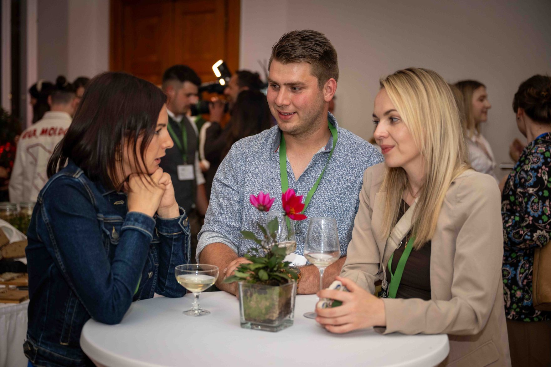 Im Rahmen des Eurovision Song Contest lud Bundesminister Norbert Totschnig zum Side-Event &bdquo;The Sound of Europe, the Taste of Austria&ldquo; ins Landwirtschaftsministerium am Stubenring internationale G&auml;ste sowie Delegationen der teilnehmenden Nationen ein.