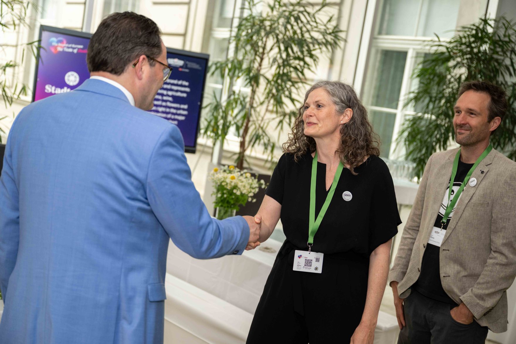 Im Rahmen des Eurovision Song Contest lud Bundesminister Norbert Totschnig zum Side-Event &bdquo;The Sound of Europe, the Taste of Austria&ldquo; ins Landwirtschaftsministerium am Stubenring internationale G&auml;ste sowie Delegationen der teilnehmenden Nationen ein.