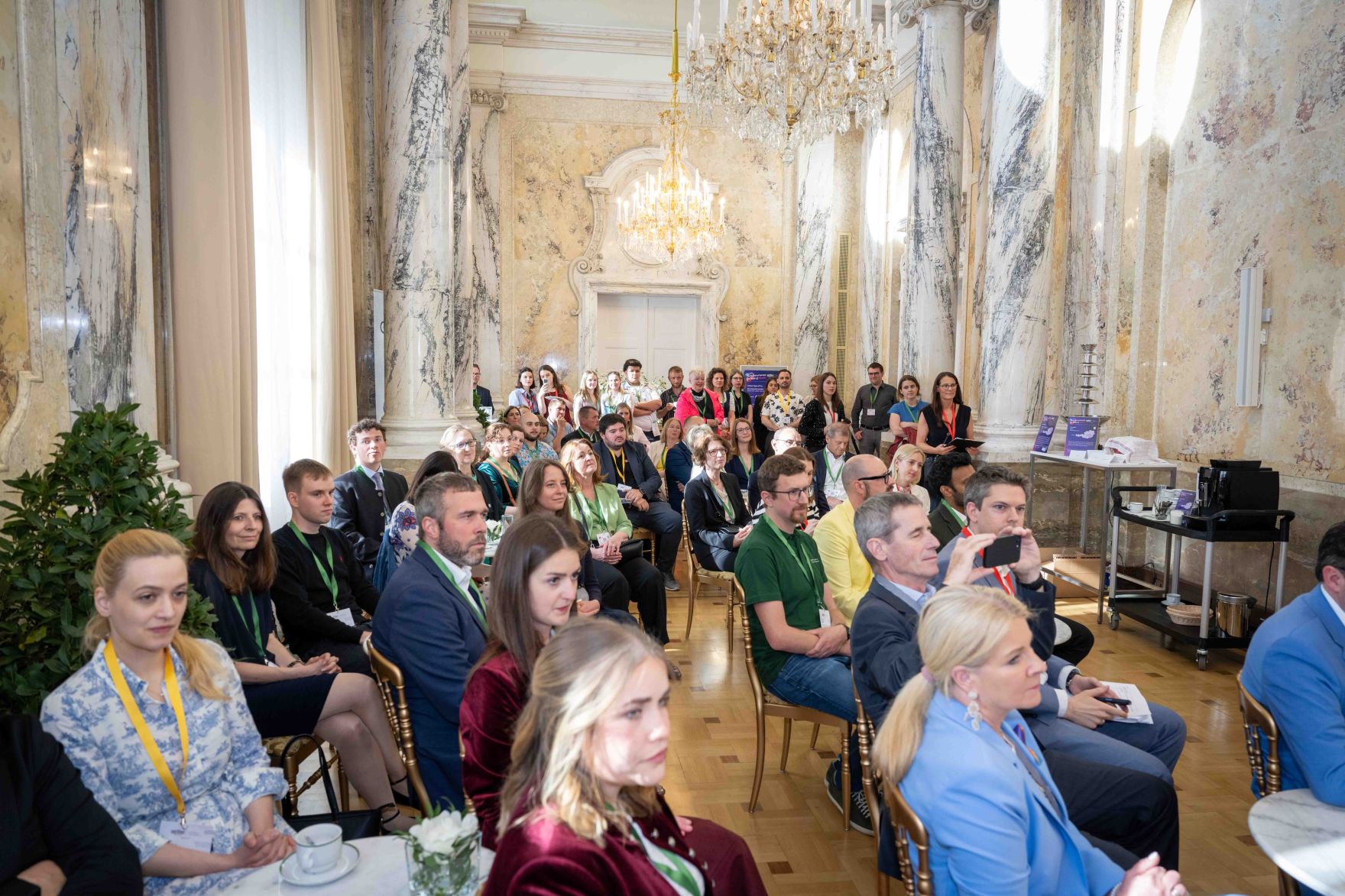 Im Rahmen des Eurovision Song Contest lud Bundesminister Norbert Totschnig zum Side-Event &bdquo;The Sound of Europe, the Taste of Austria&ldquo; ins Landwirtschaftsministerium am Stubenring internationale G&auml;ste sowie Delegationen der teilnehmenden Nationen ein.