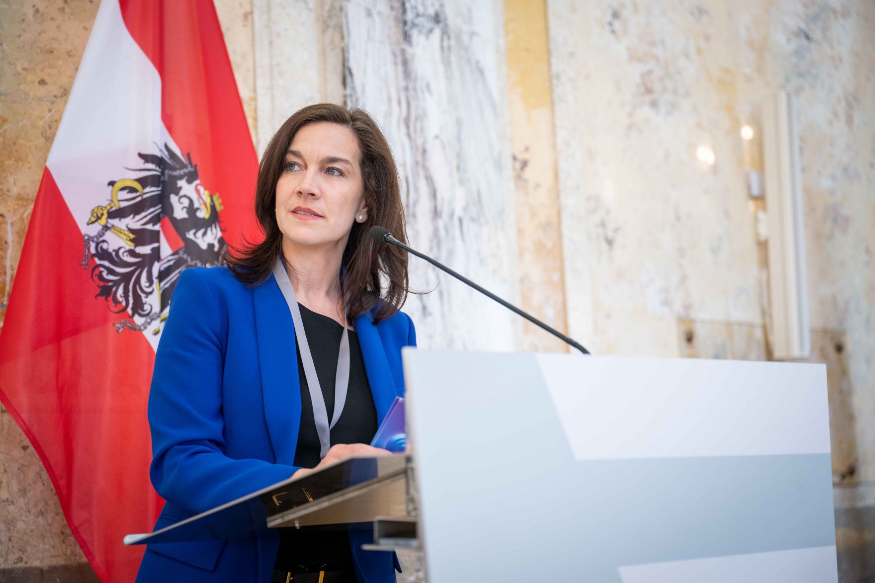 Im Rahmen des Eurovision Song Contest lud Bundesminister Norbert Totschnig zum Side-Event &bdquo;The Sound of Europe, the Taste of Austria&ldquo; ins Landwirtschaftsministerium am Stubenring internationale G&auml;ste sowie Delegationen der teilnehmenden Nationen ein.