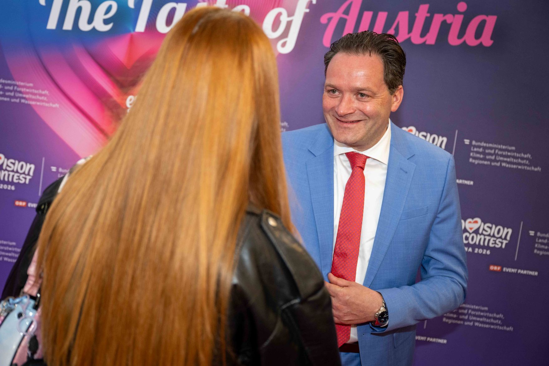 Im Rahmen des Eurovision Song Contest lud Bundesminister Norbert Totschnig zum Side-Event &bdquo;The Sound of Europe, the Taste of Austria&ldquo; ins Landwirtschaftsministerium am Stubenring internationale G&auml;ste sowie Delegationen der teilnehmenden Nationen ein.