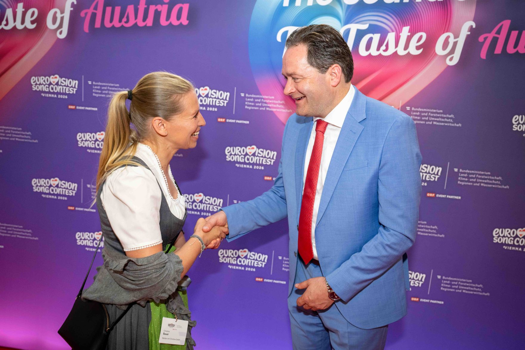 Im Rahmen des Eurovision Song Contest lud Bundesminister Norbert Totschnig zum Side-Event &bdquo;The Sound of Europe, the Taste of Austria&ldquo; ins Landwirtschaftsministerium am Stubenring internationale G&auml;ste sowie Delegationen der teilnehmenden Nationen ein.