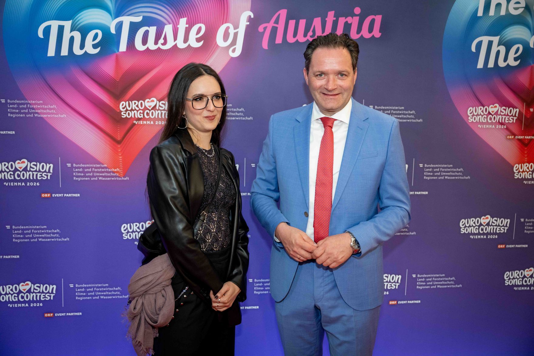 Im Rahmen des Eurovision Song Contest lud Bundesminister Norbert Totschnig zum Side-Event &bdquo;The Sound of Europe, the Taste of Austria&ldquo; ins Landwirtschaftsministerium am Stubenring internationale G&auml;ste sowie Delegationen der teilnehmenden Nationen ein.