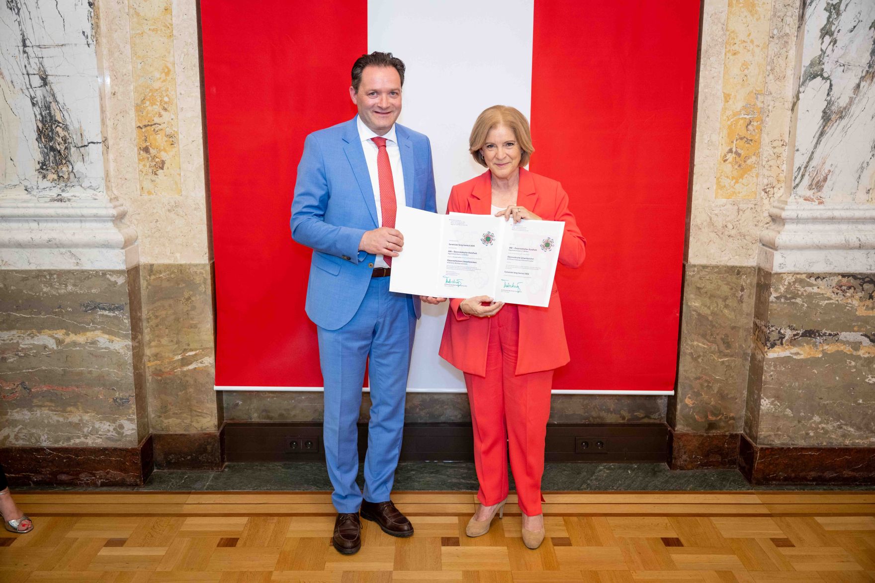 Im Rahmen des Eurovision Song Contest lud Bundesminister Norbert Totschnig zum Side-Event &bdquo;The Sound of Europe, the Taste of Austria&ldquo; ins Landwirtschaftsministerium am Stubenring internationale G&auml;ste sowie Delegationen der teilnehmenden Nationen ein.