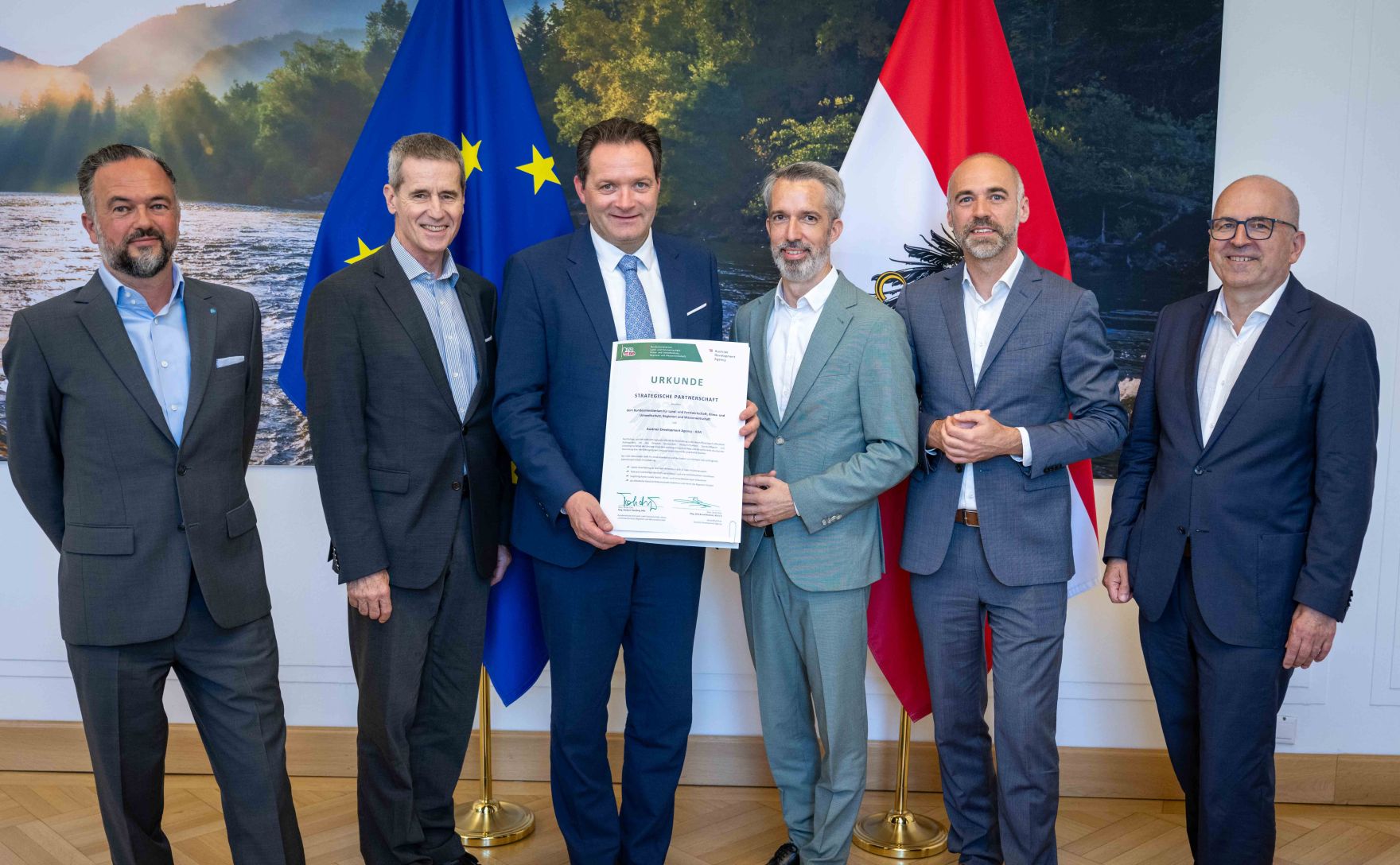 Die Austrian Development Agency unterzeichnet eine Vereinbarung zur naBe-strategischen Partnerschaft mit dem BMLUK.