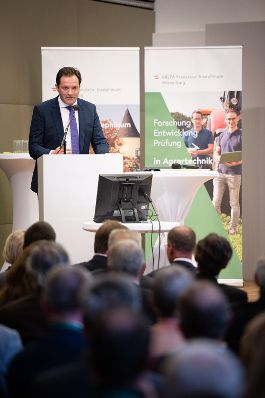 Landwirtschaftsminister Norbert Totschnig und Digitalisierungs-Staatssekret&auml;r Florian Tursky und Landeshauptfrau-Stv. Stephan Pernkopf nahmen an den Feierlichkeiten zum 75-j&auml;hrigen Bestehen der Forschungs- und Pr&uuml;feinrichtung f&uuml;r Agrartechnik am Francisco Josephinum (BLT) teil.
